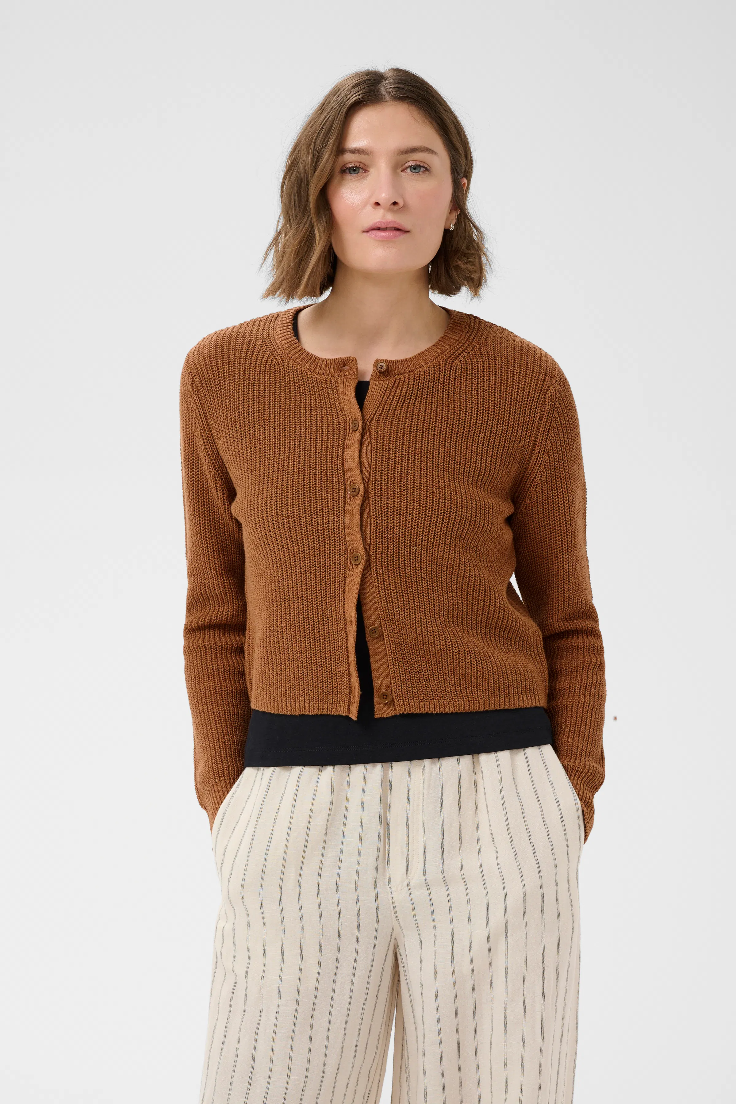GigiaPW Cardigan in tofu / white linen