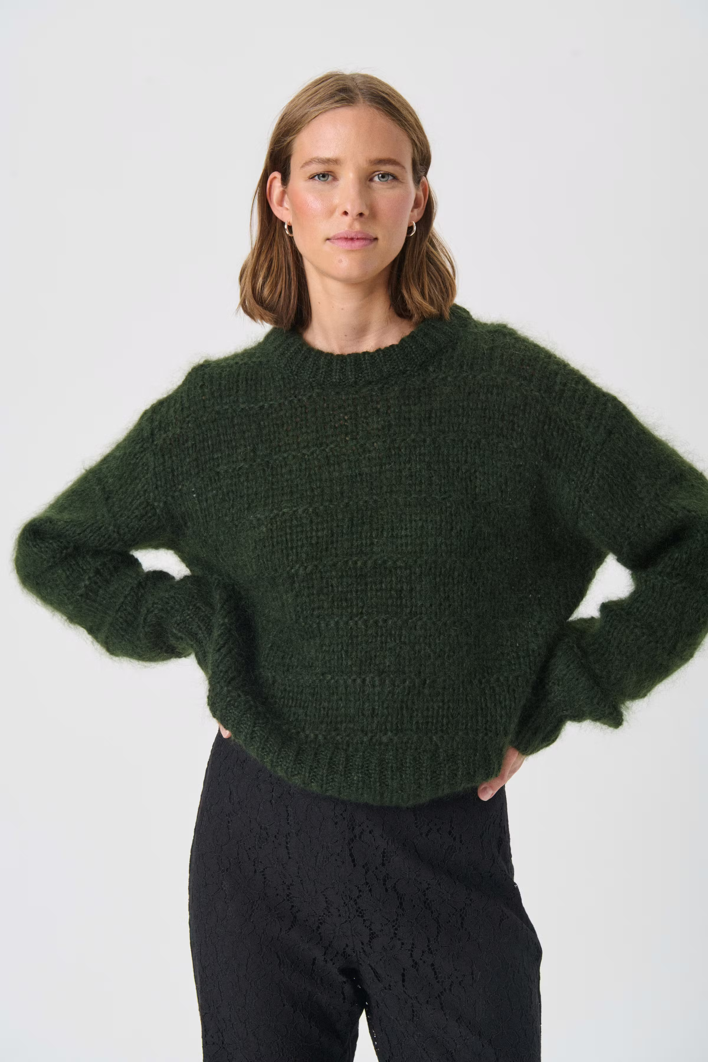 VimaPW Pullover LOOKBOOK FRONT 30310223-190509