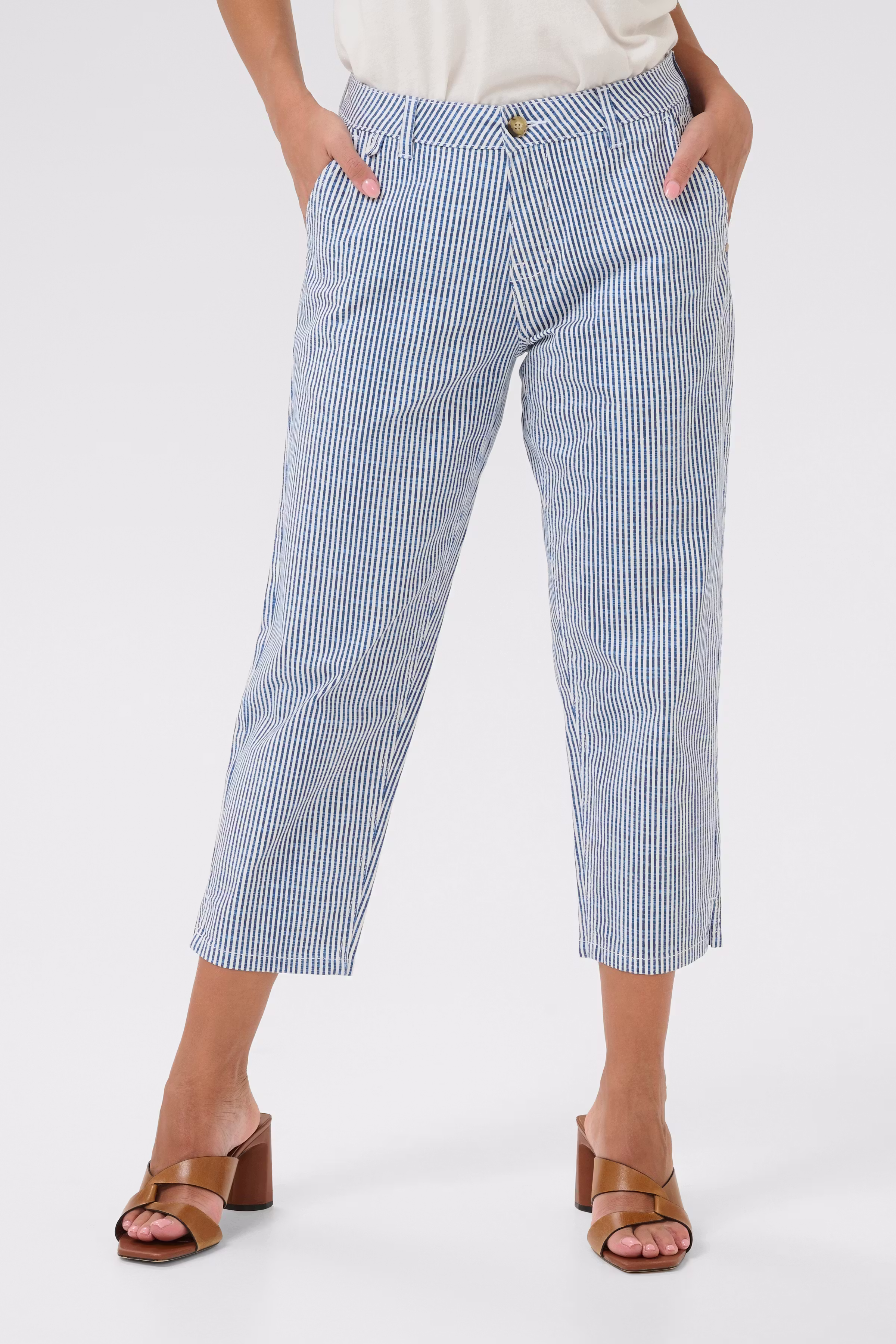 CRBerta Capribyxor LOOKBOOK FRONT 10613651-104155