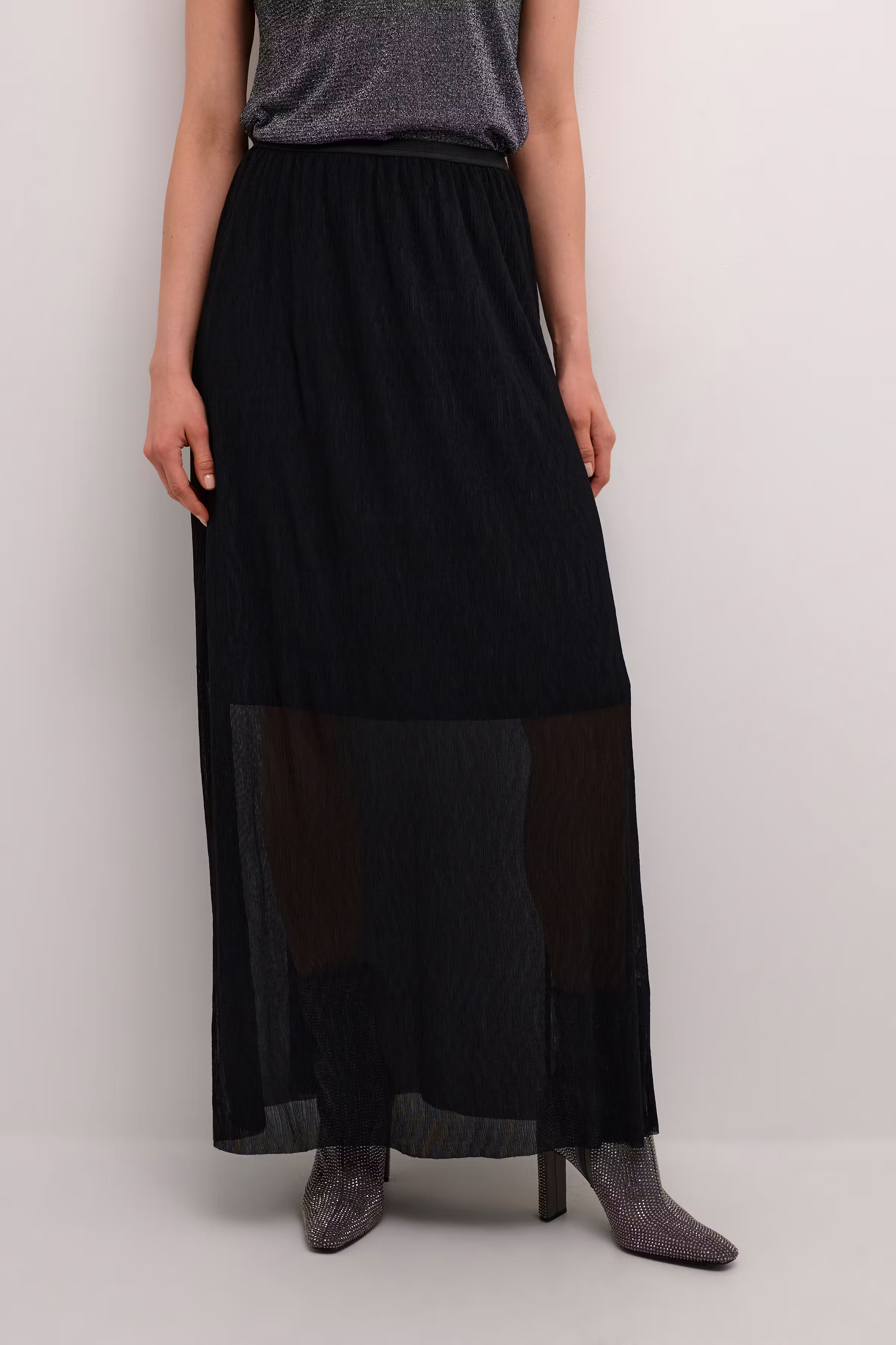 CRMera Jupe LOOKBOOK FRONT 10613077-100120