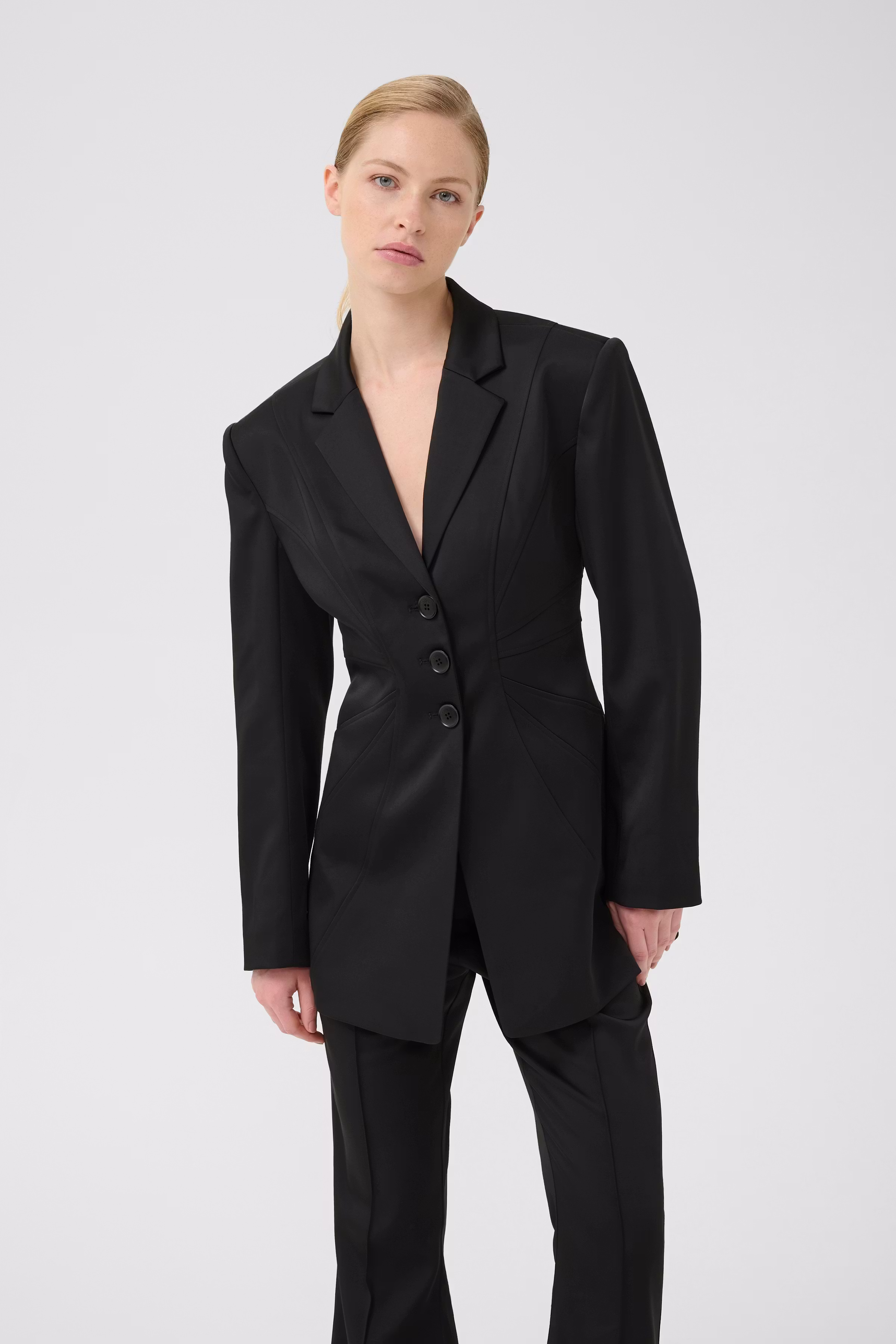 GZlatia Blazer LOOKBOOK FRONT 10910704-100017
