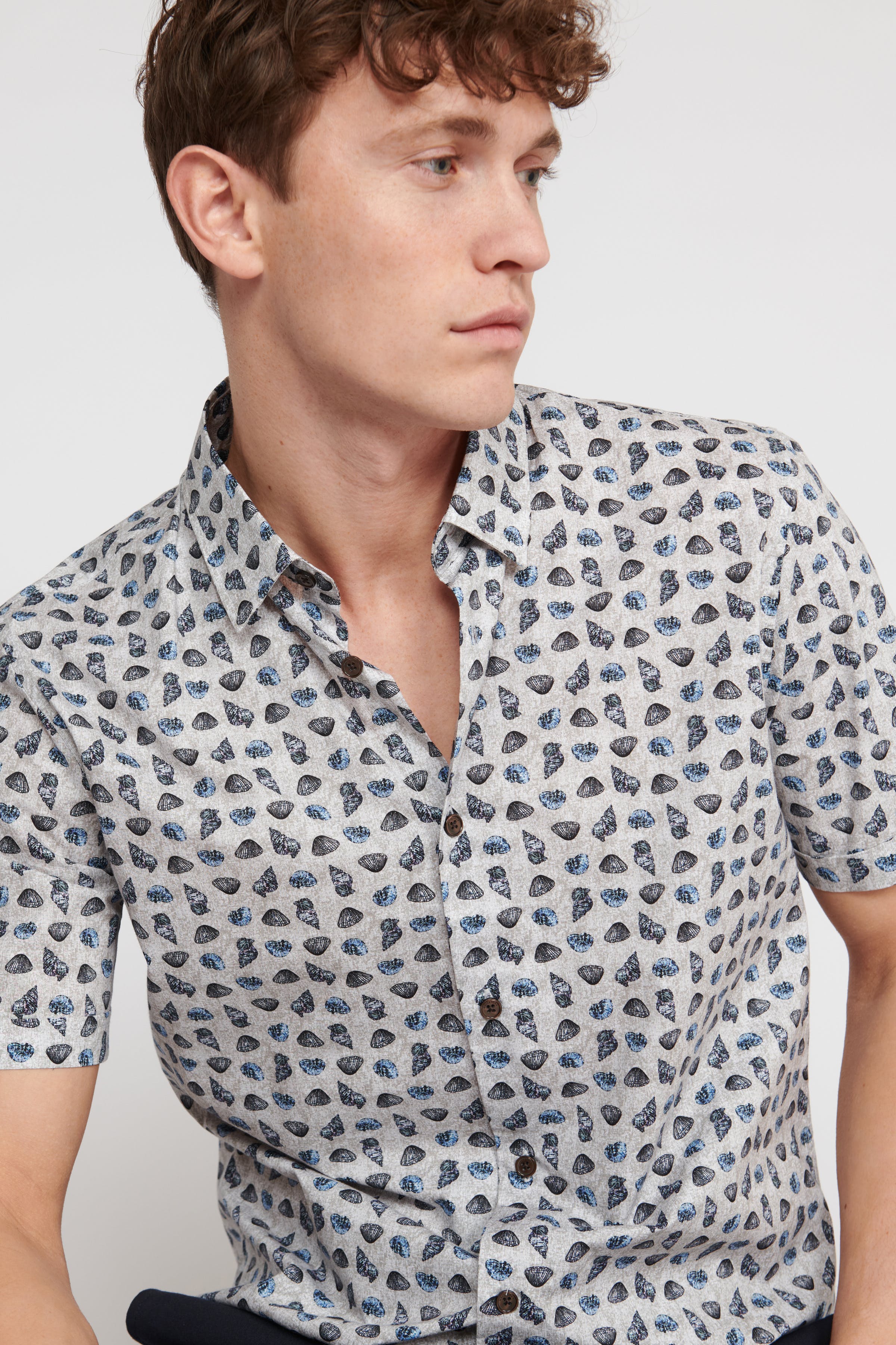 MAtrostol Shirt LOCATION NONE 30207360-194011