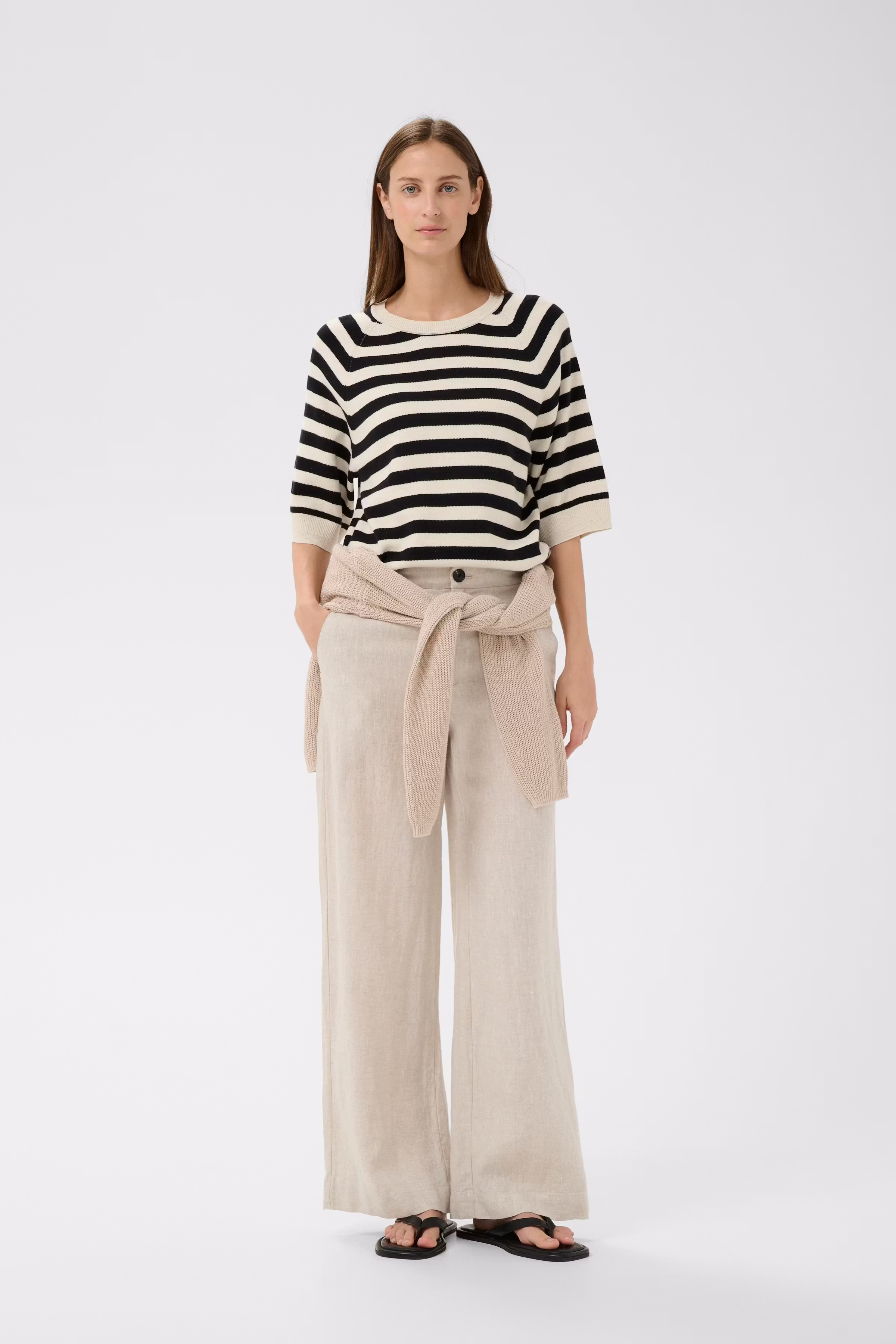 MADIEIW Tee Pullover LOOKBOOK FRONT 30112398-900006724