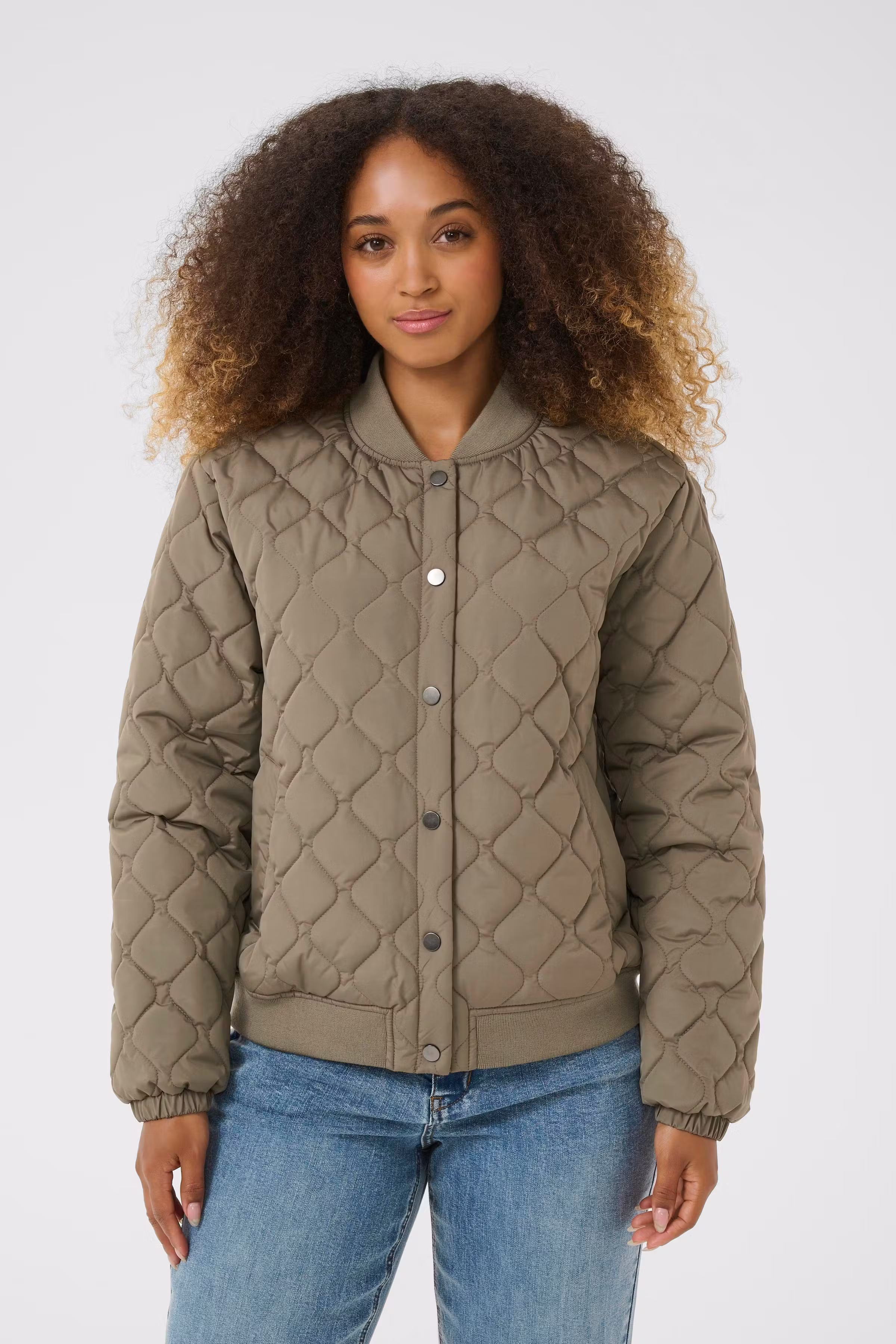 CRArwen Bomber jacket LOOKBOOK FRONT 10613653-180513
