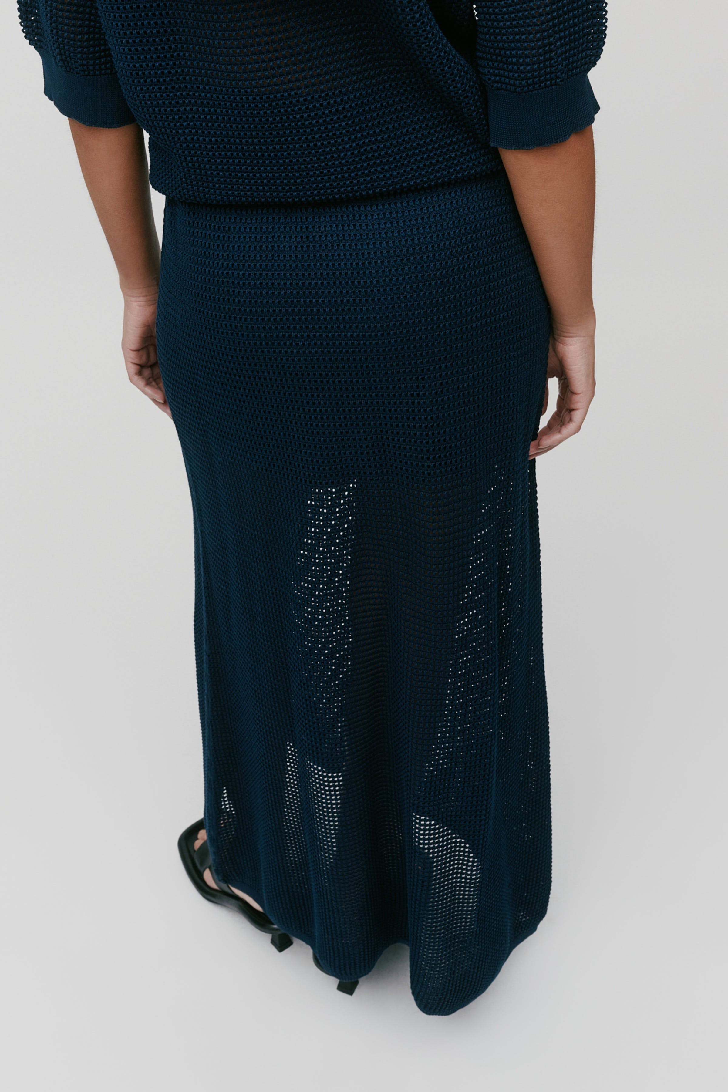 FABRIZIA Skirt LOOKBOOK FRONT 30600504-BL900