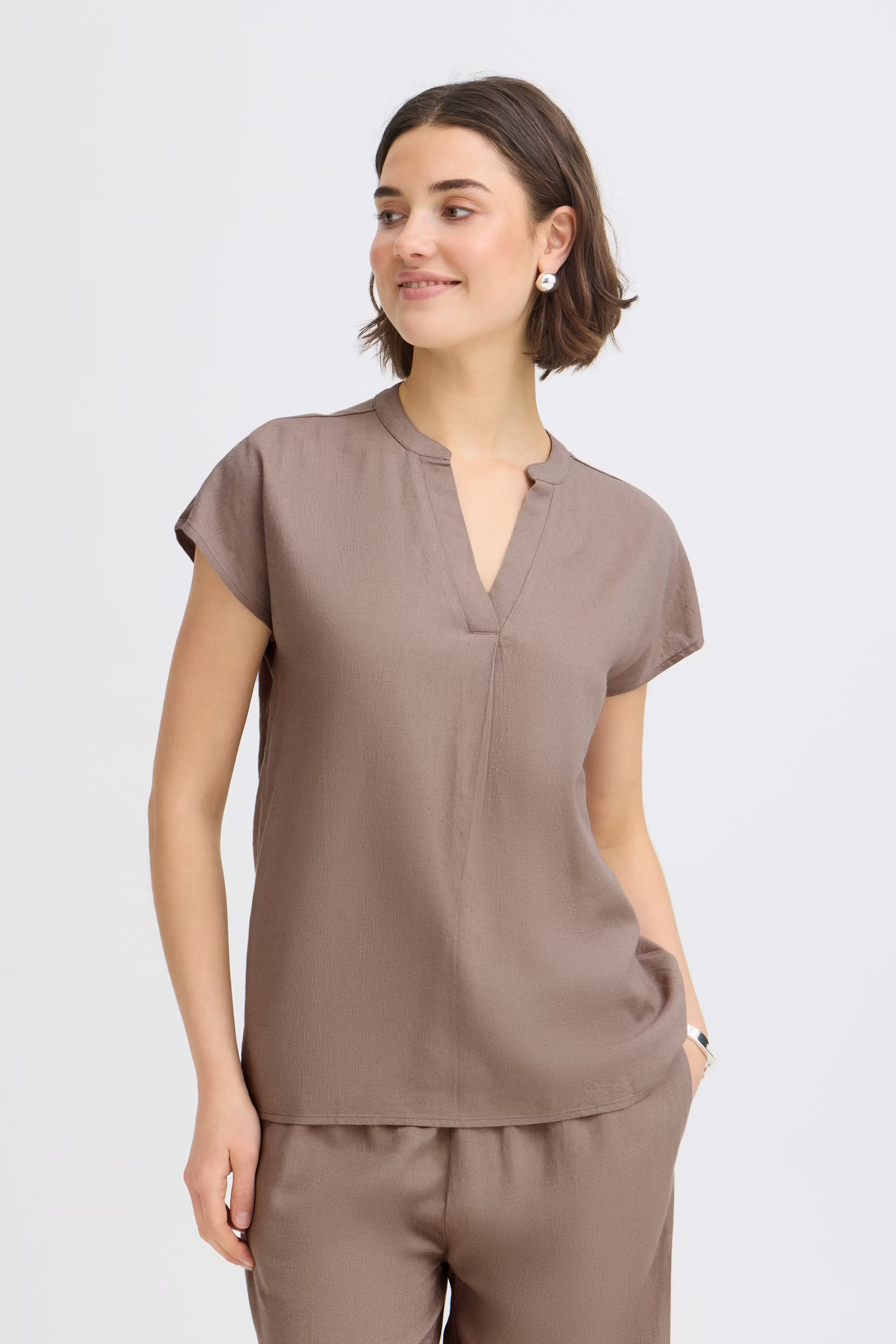 FRJETT Blouse LOOKBOOK FRONT 20618367-170807