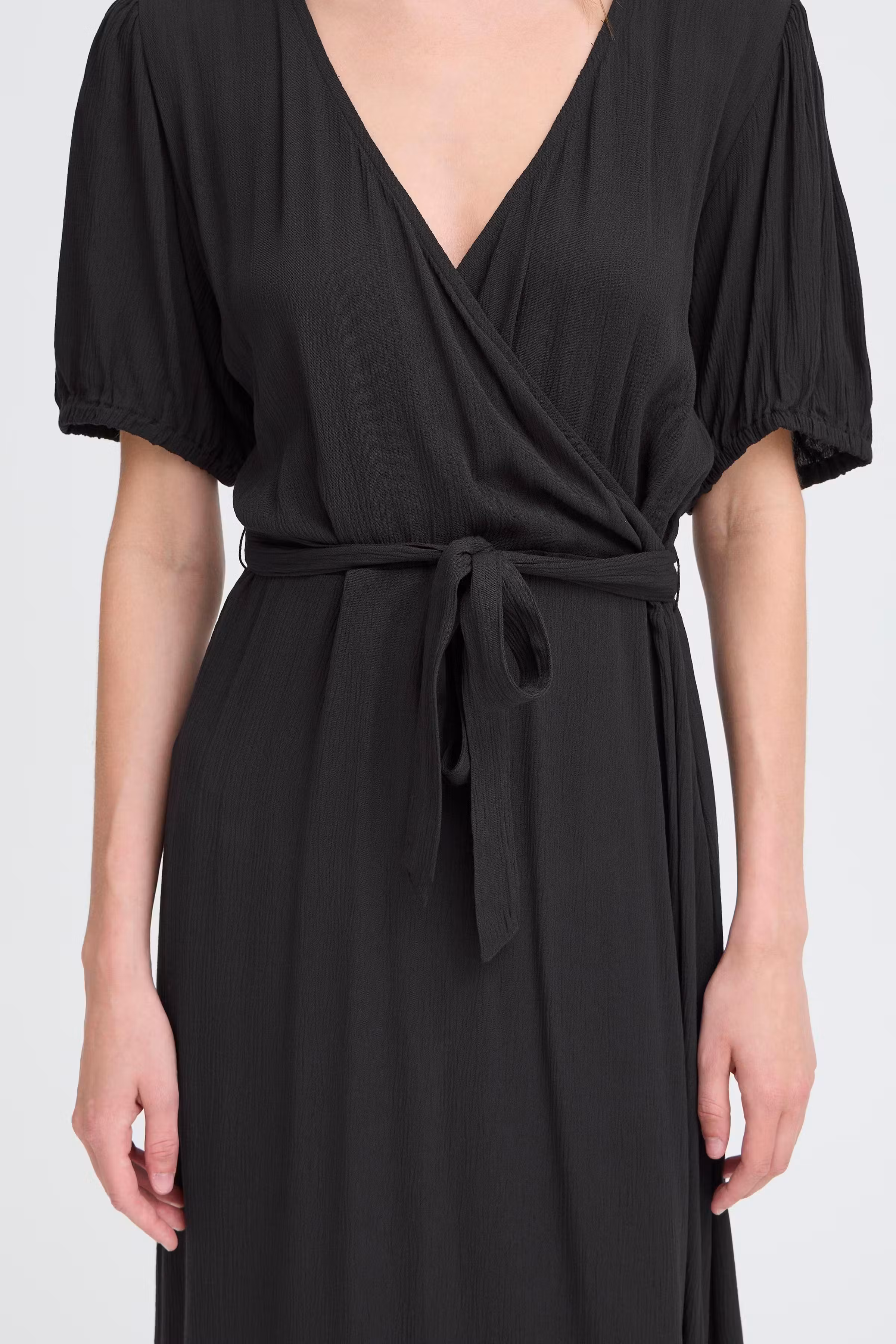 IHTAMIA Robe LOOKBOOK DETAIL 20123813-194008