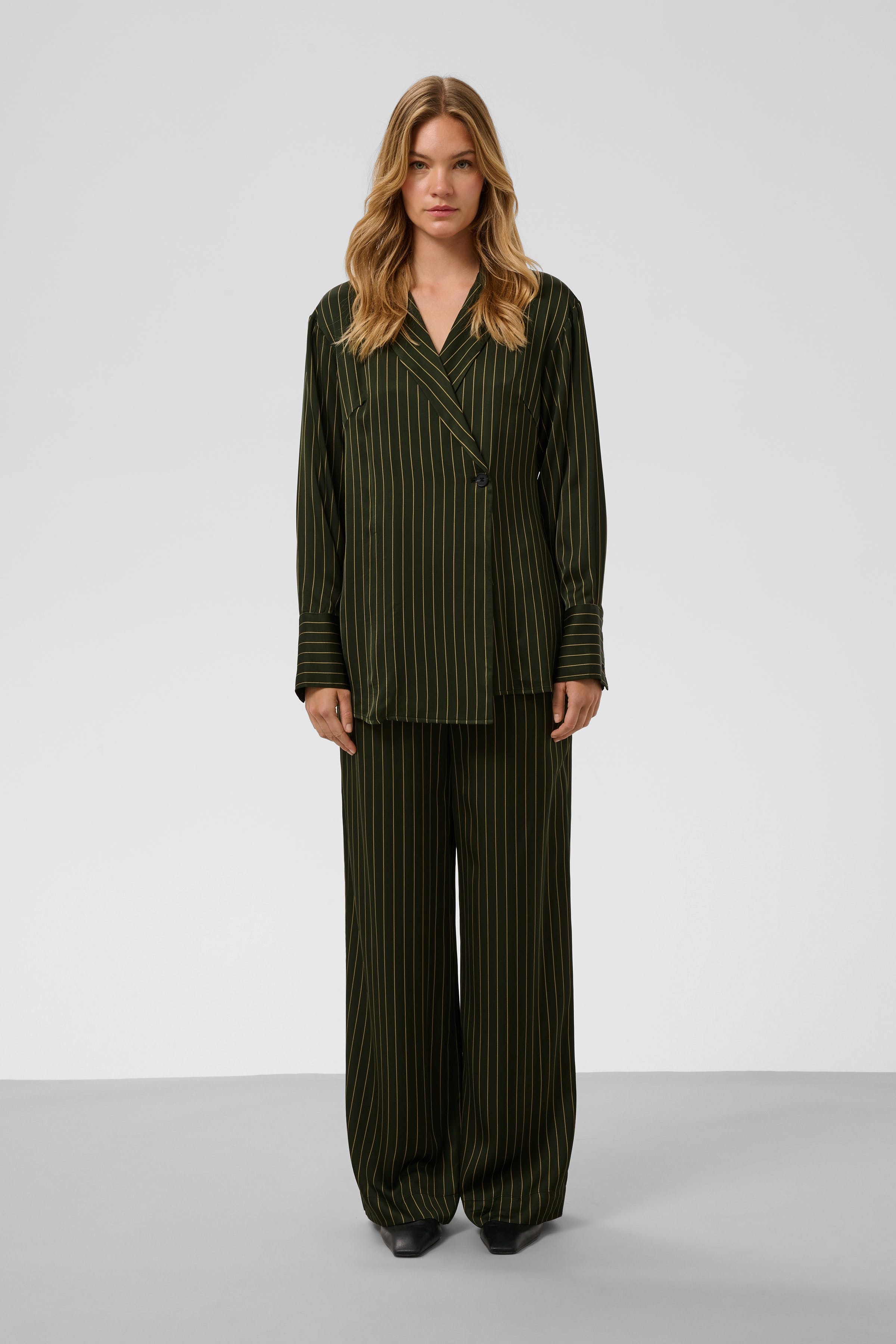 SLCinna Trousers LOOKBOOK FRONT 30409497-305292
