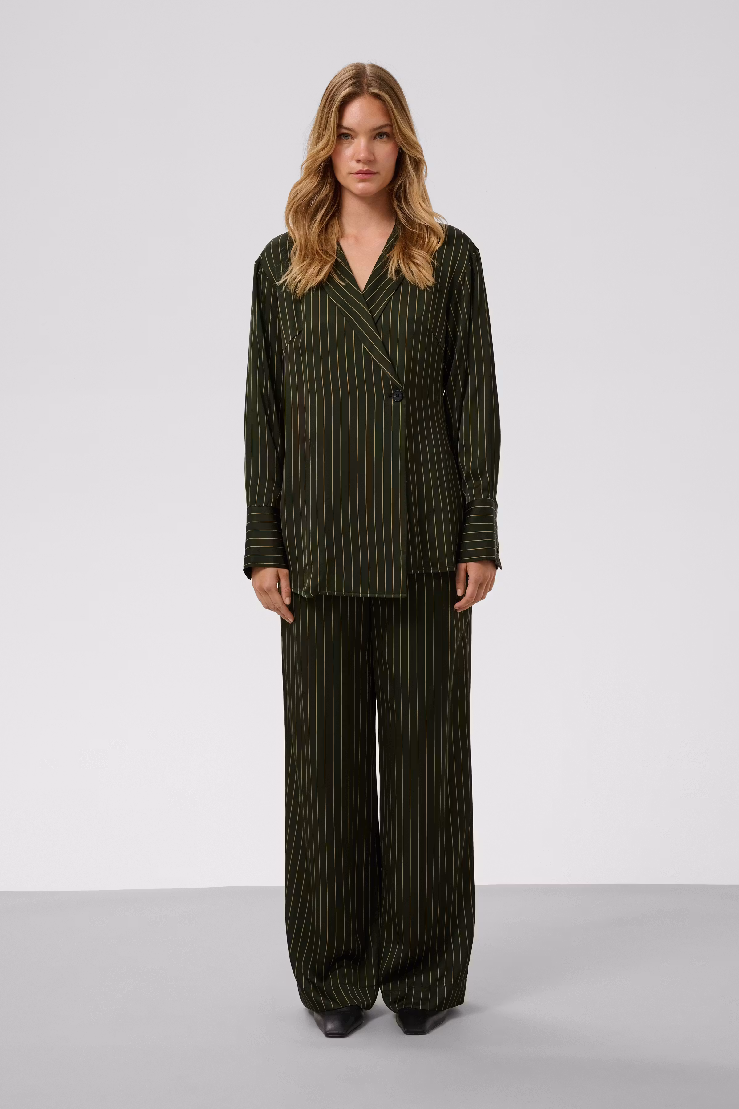 SLCinna Trousers LOOKBOOK FRONT 30409497-305292