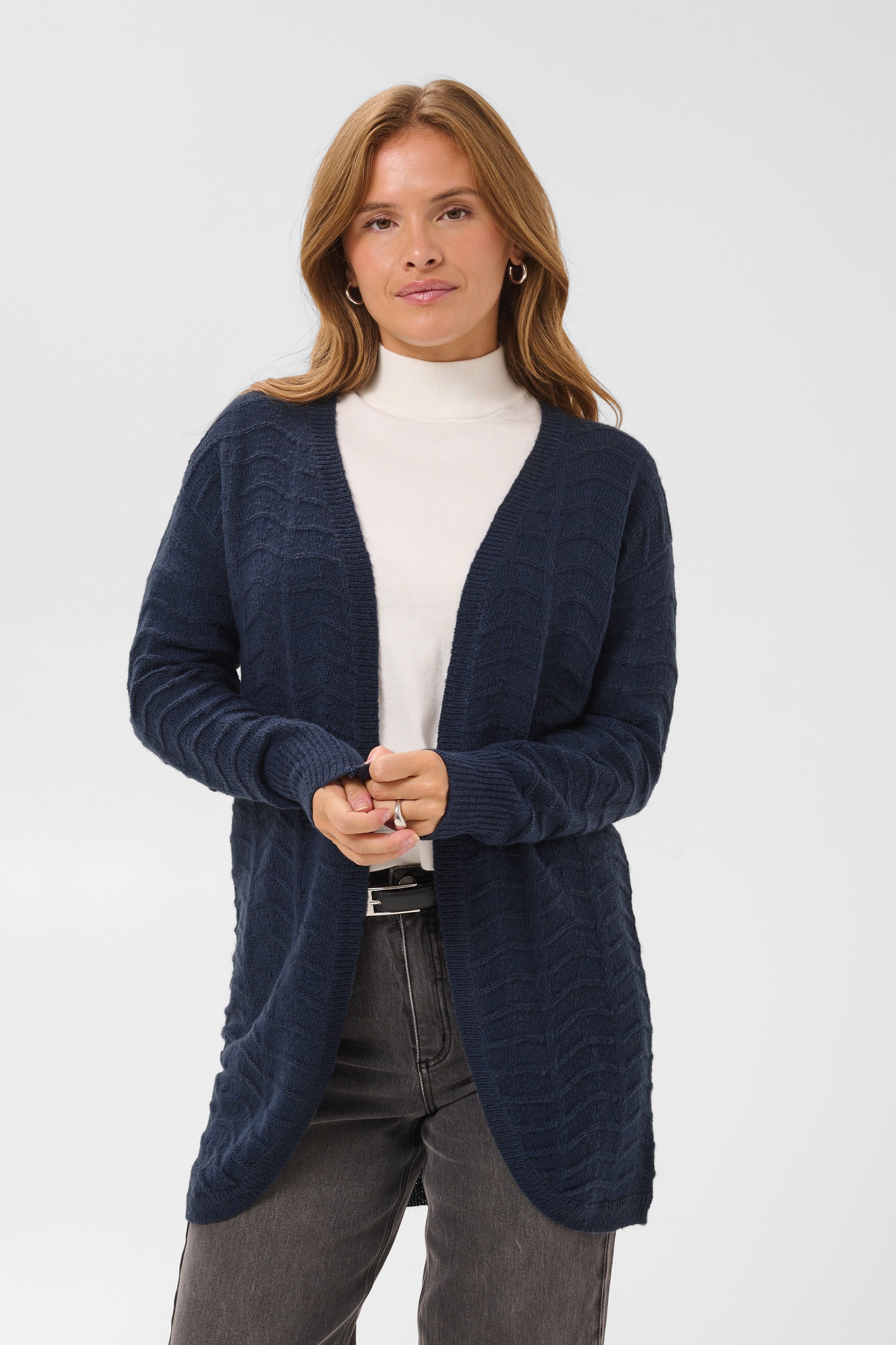 KAemria Cardigan LOOKBOOK FRONT 10506359-193927