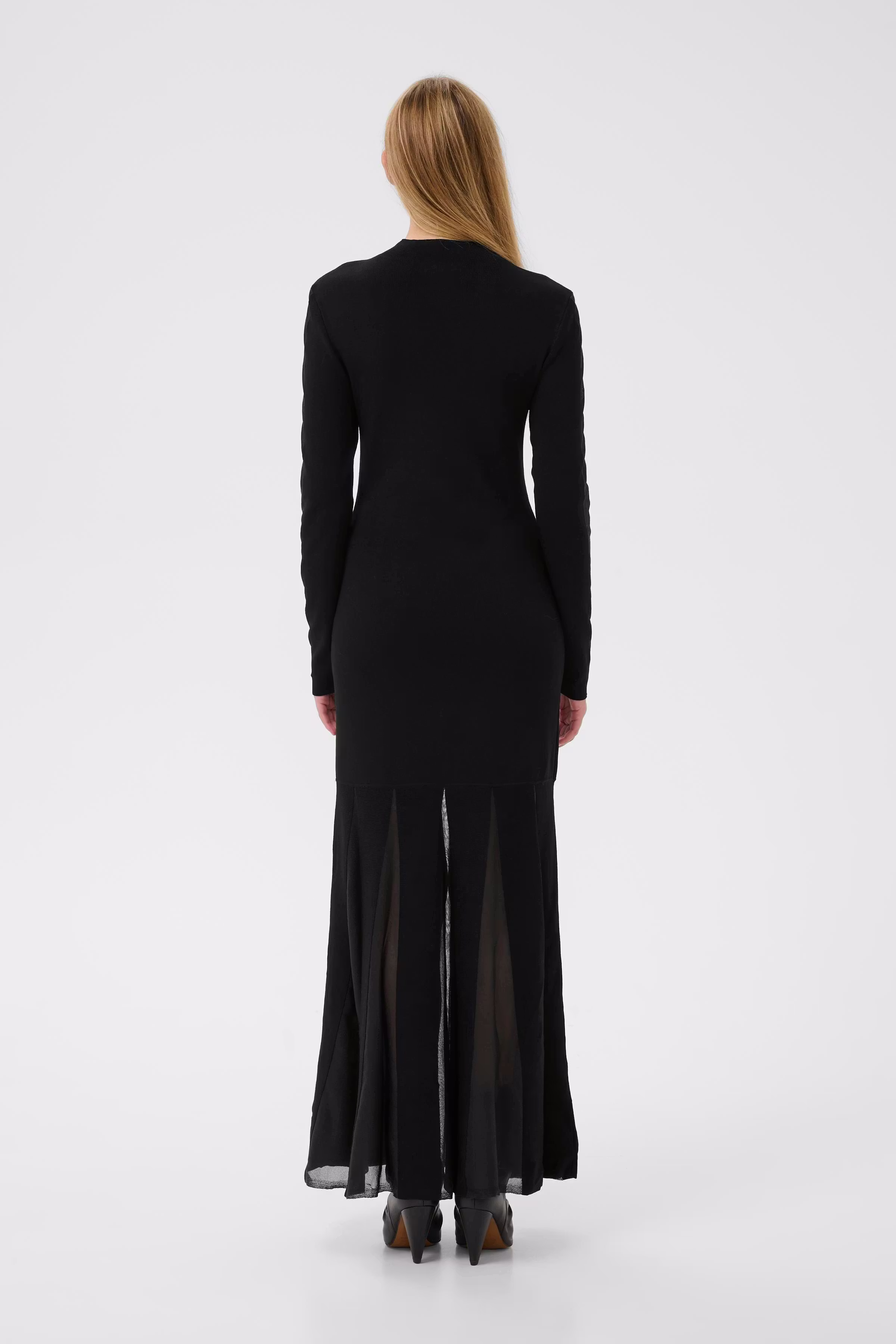 GZthiya Dress LOOKBOOK BACK 10910585-100017