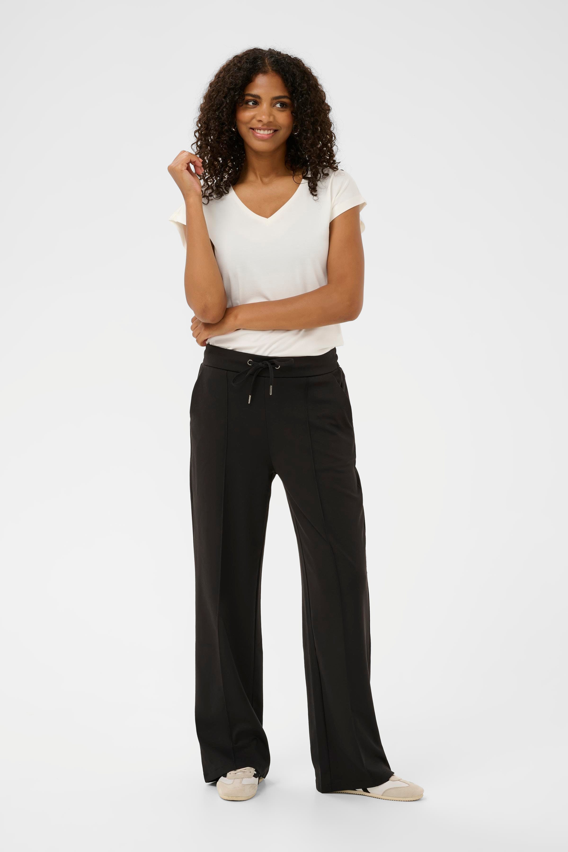 KAlise T-shirt LOOKBOOK FRONT 10504040-110602