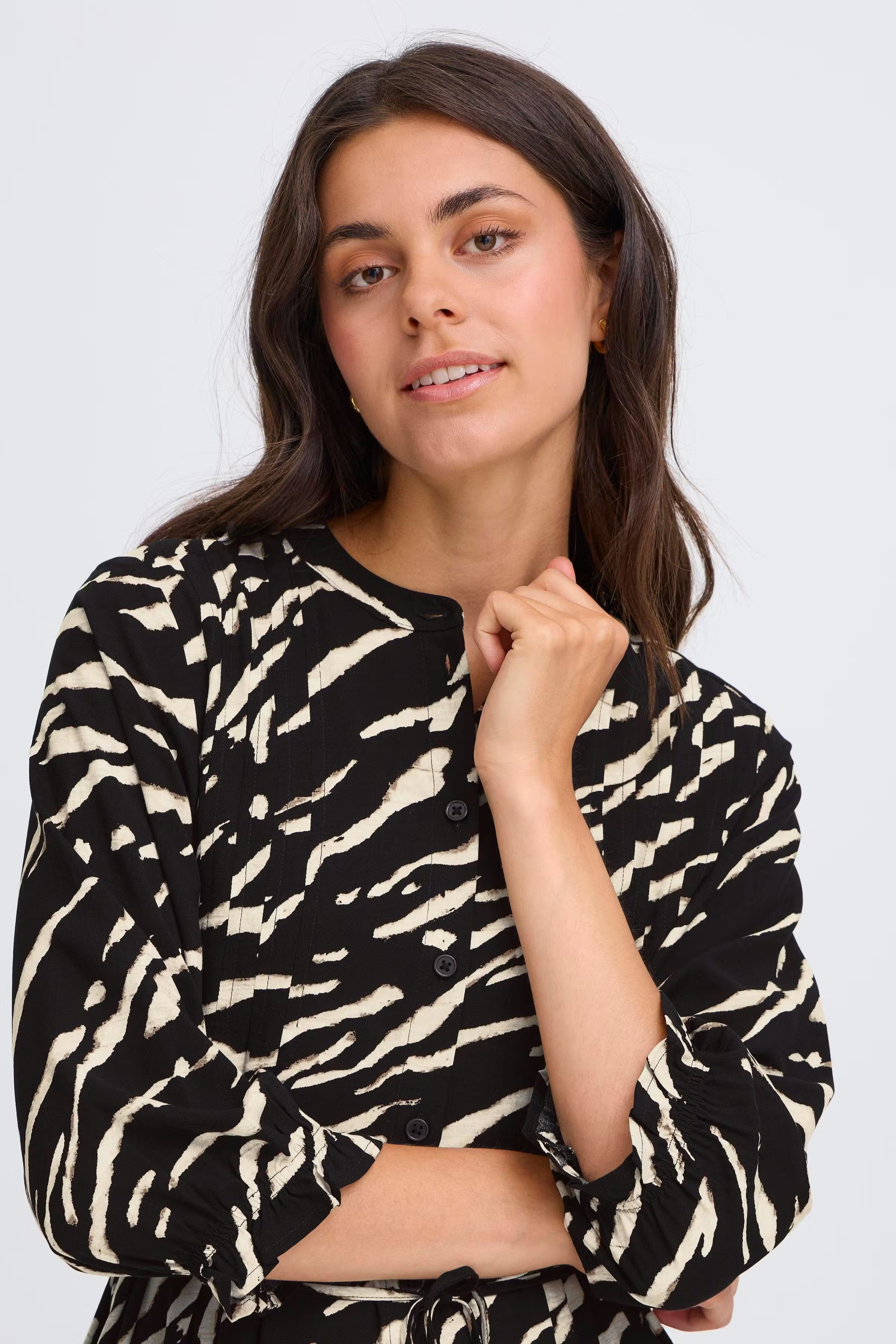 FRFLOWY Kjole LOOKBOOK DETAIL 20614107-205126