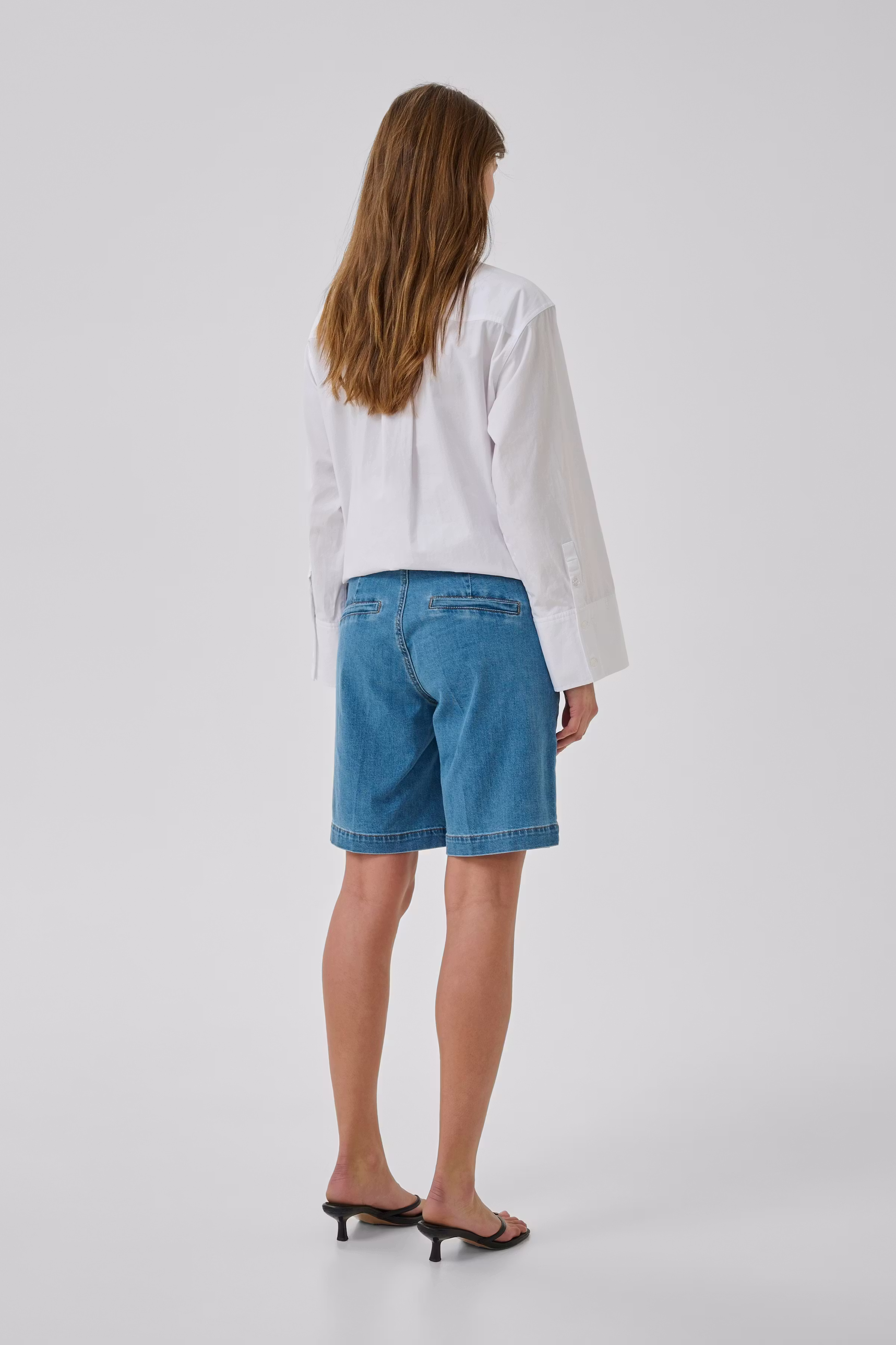 MWLara Shorts LOOKBOOK BACK 10705650-100053