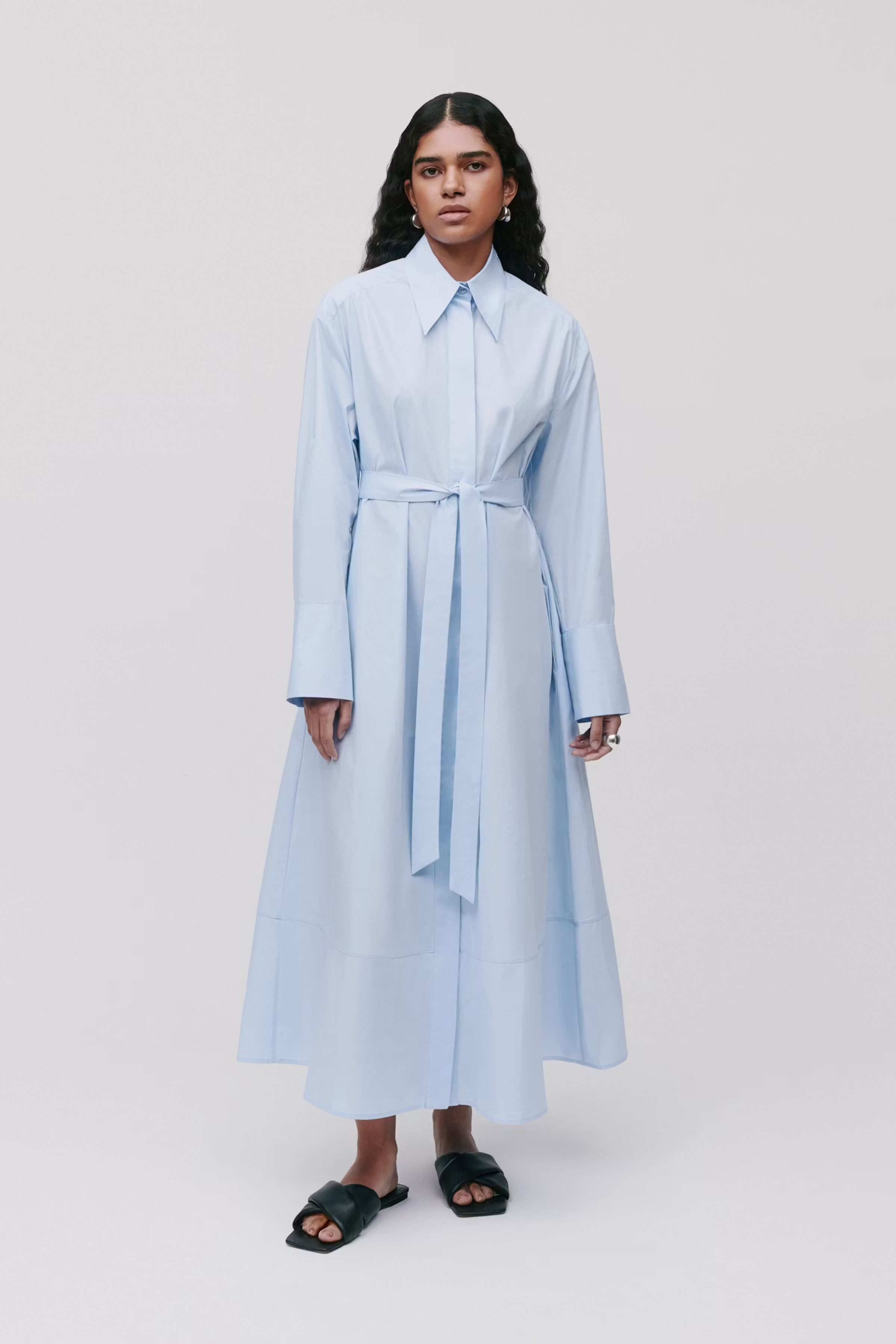 IODINA Kleid LOOKBOOK FRONT 30600743-BL808