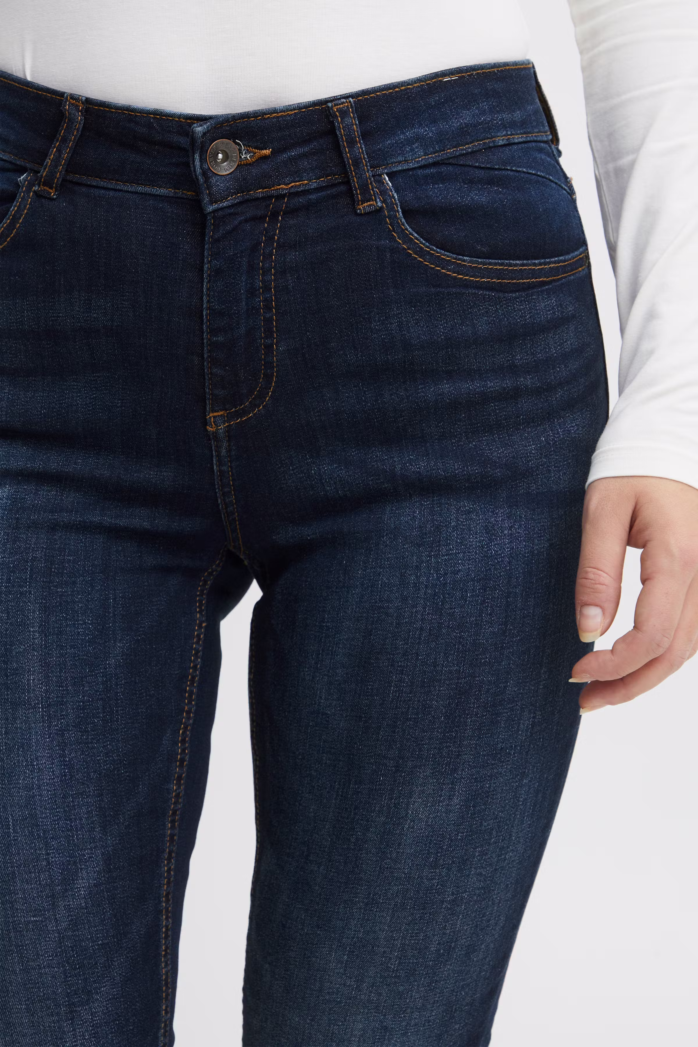 Lola Jeans LOOKBOOK DETAIL 20803214-80930