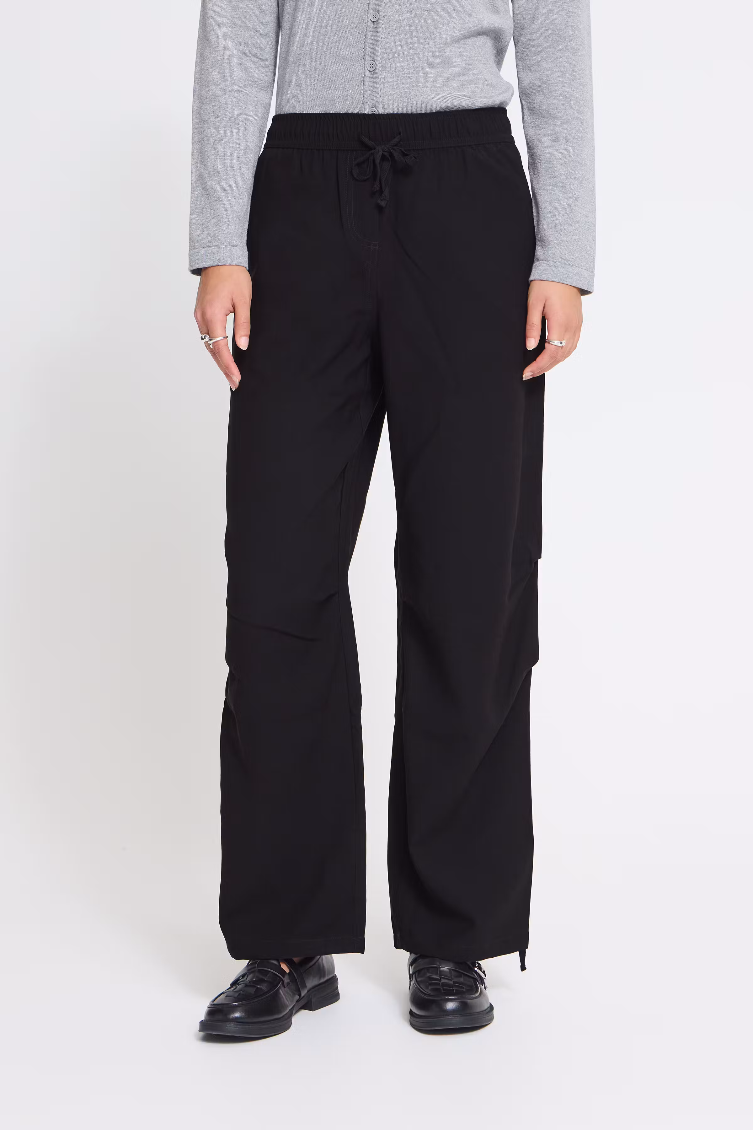IHHIZTA Byxor LOOKBOOK FRONT 20120692-194008