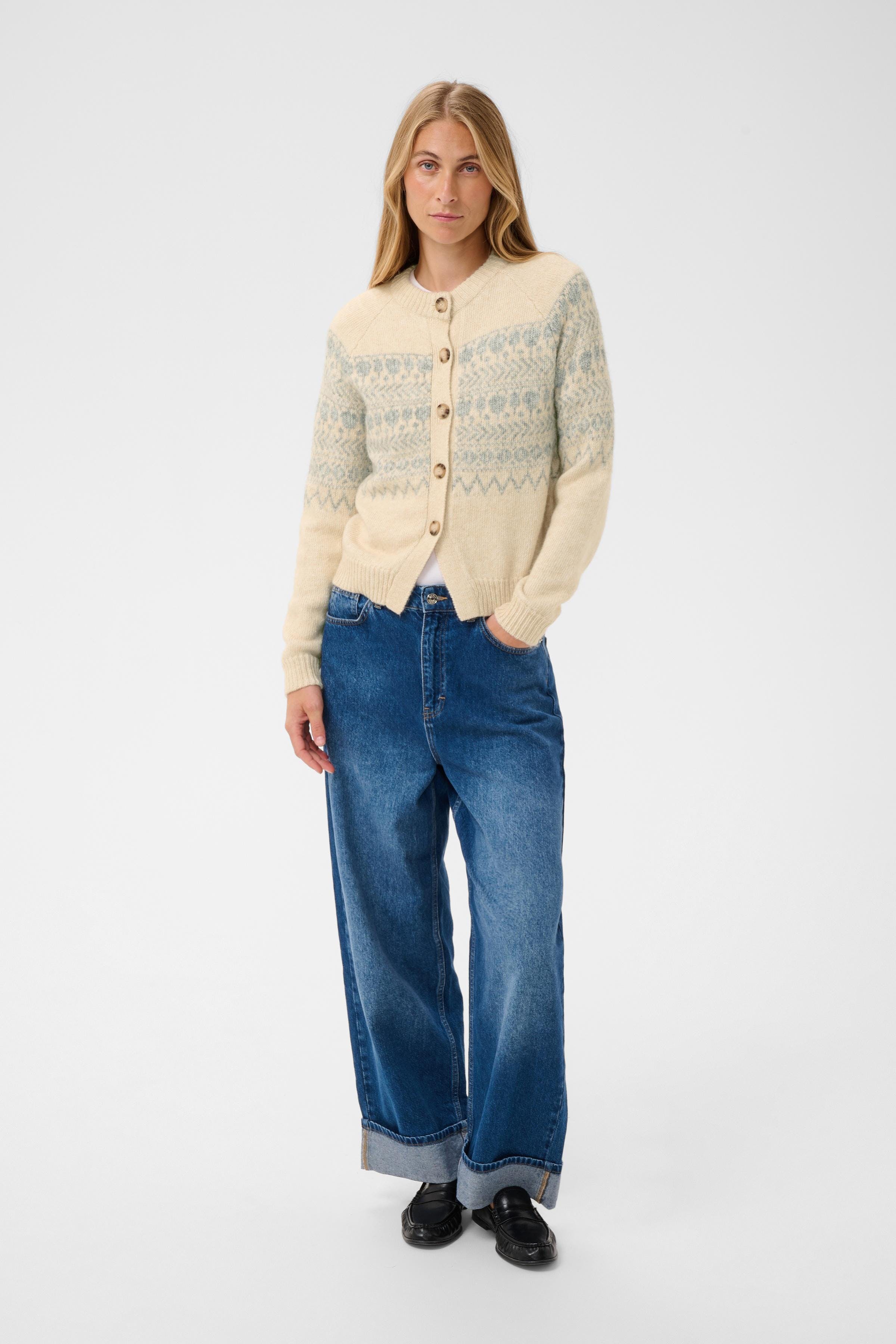 CharmainePW Cardigan LOOKBOOK FRONT 30310832-305384