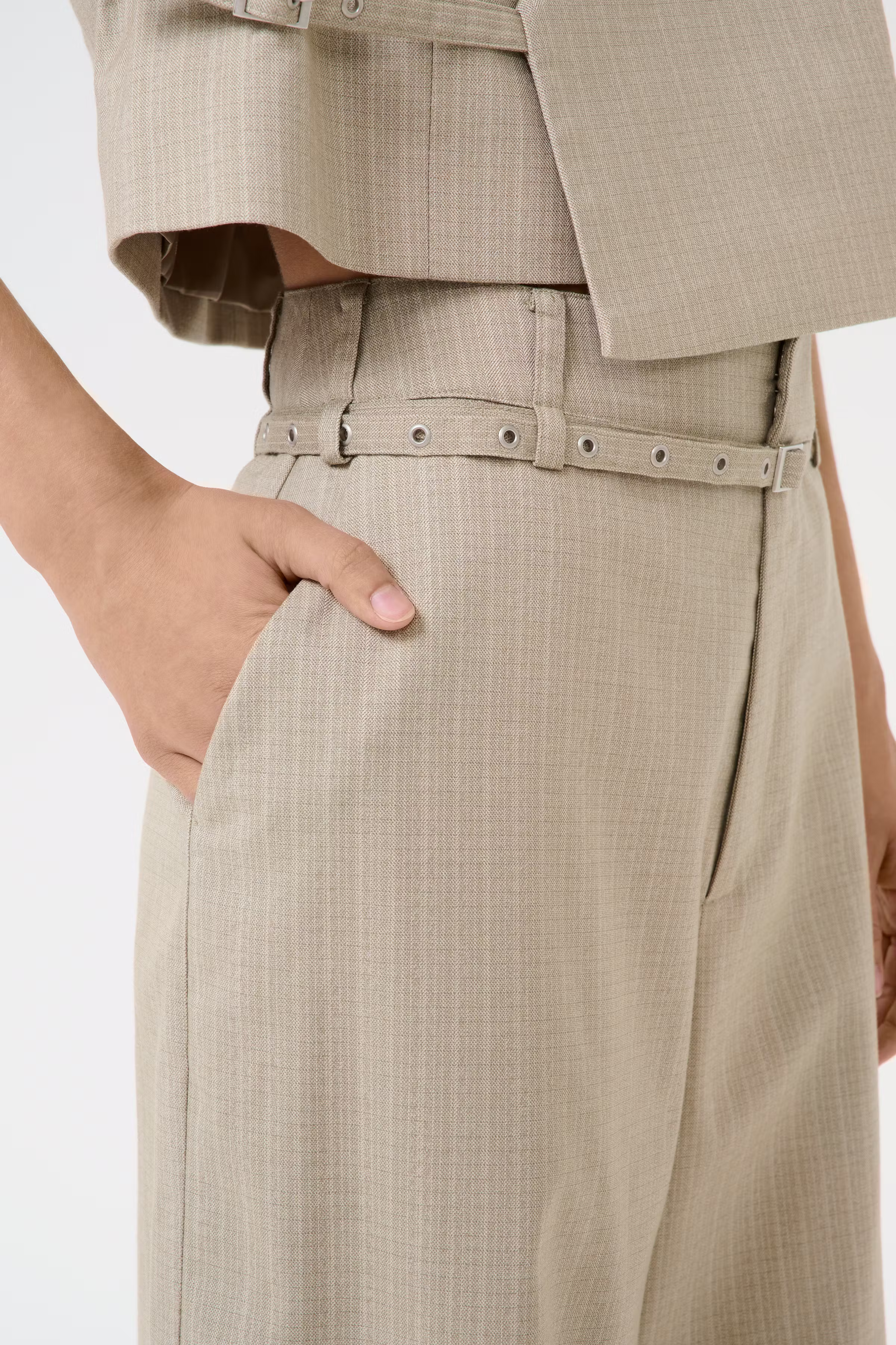 GZtiff Trousers LOOKBOOK DETAIL 10910172-107659