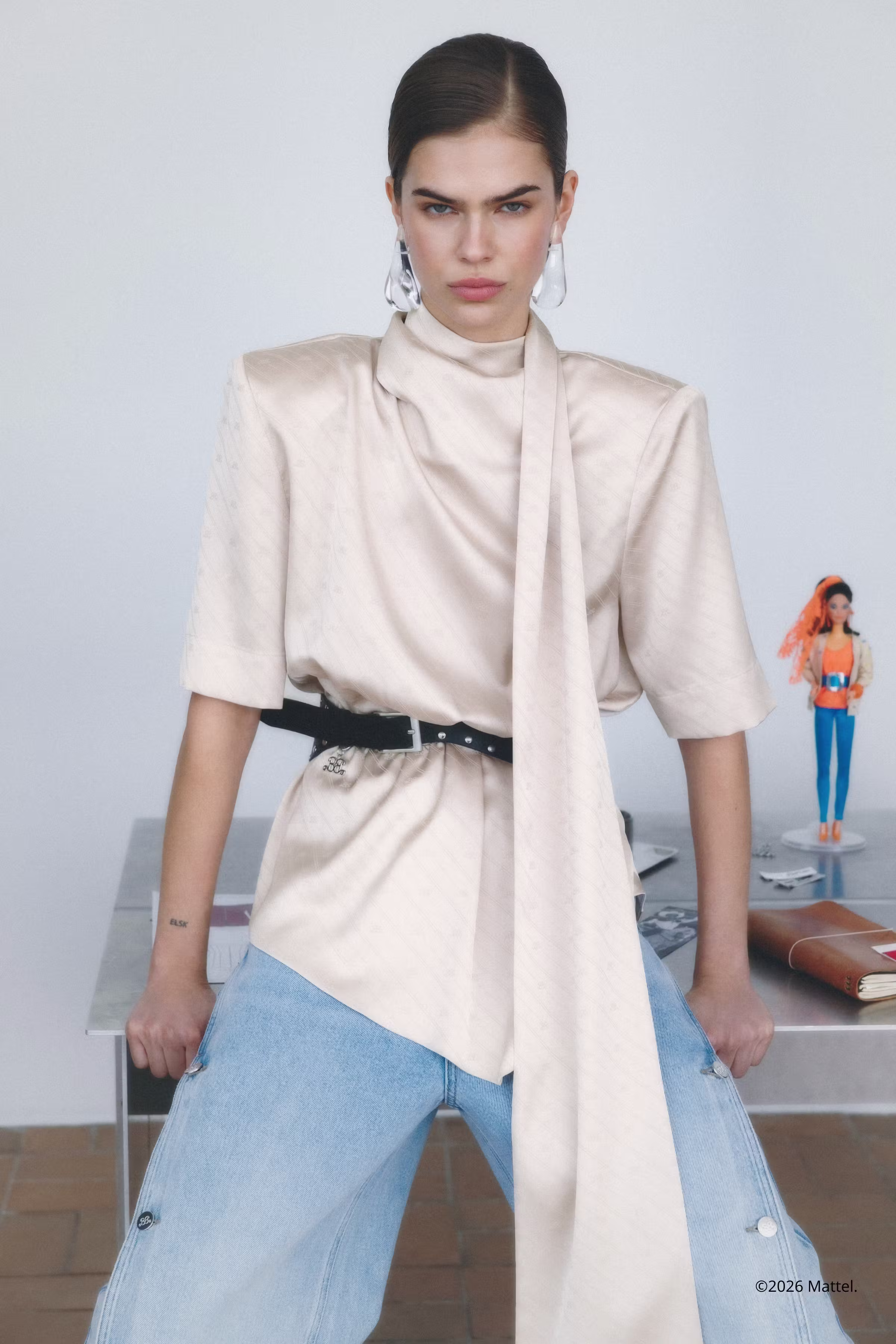 GZBXGteresa Blus LOCATION NONE 10911287-120304