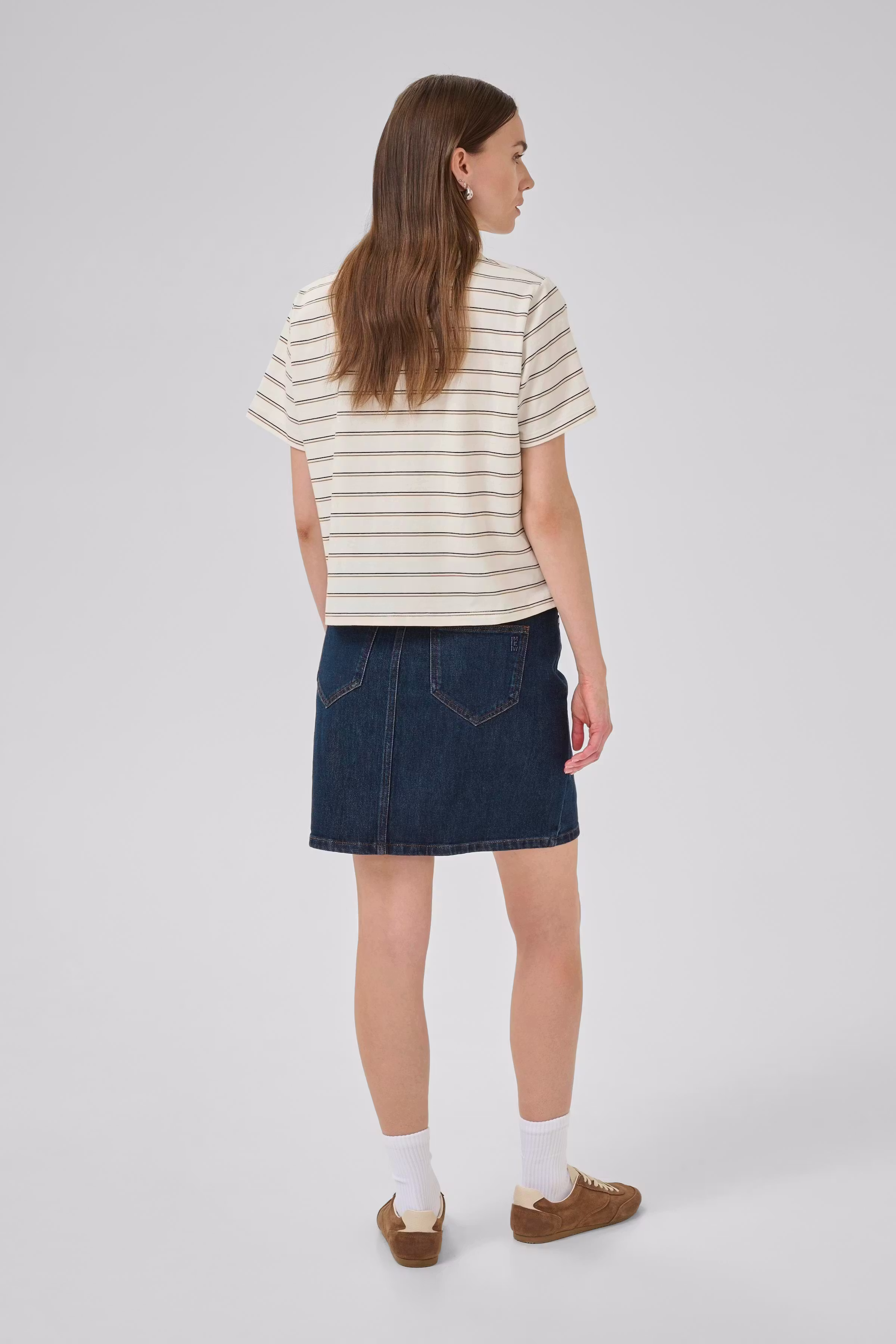 AnnaMW T-shirt LOOKBOOK BACK 10705295-108453