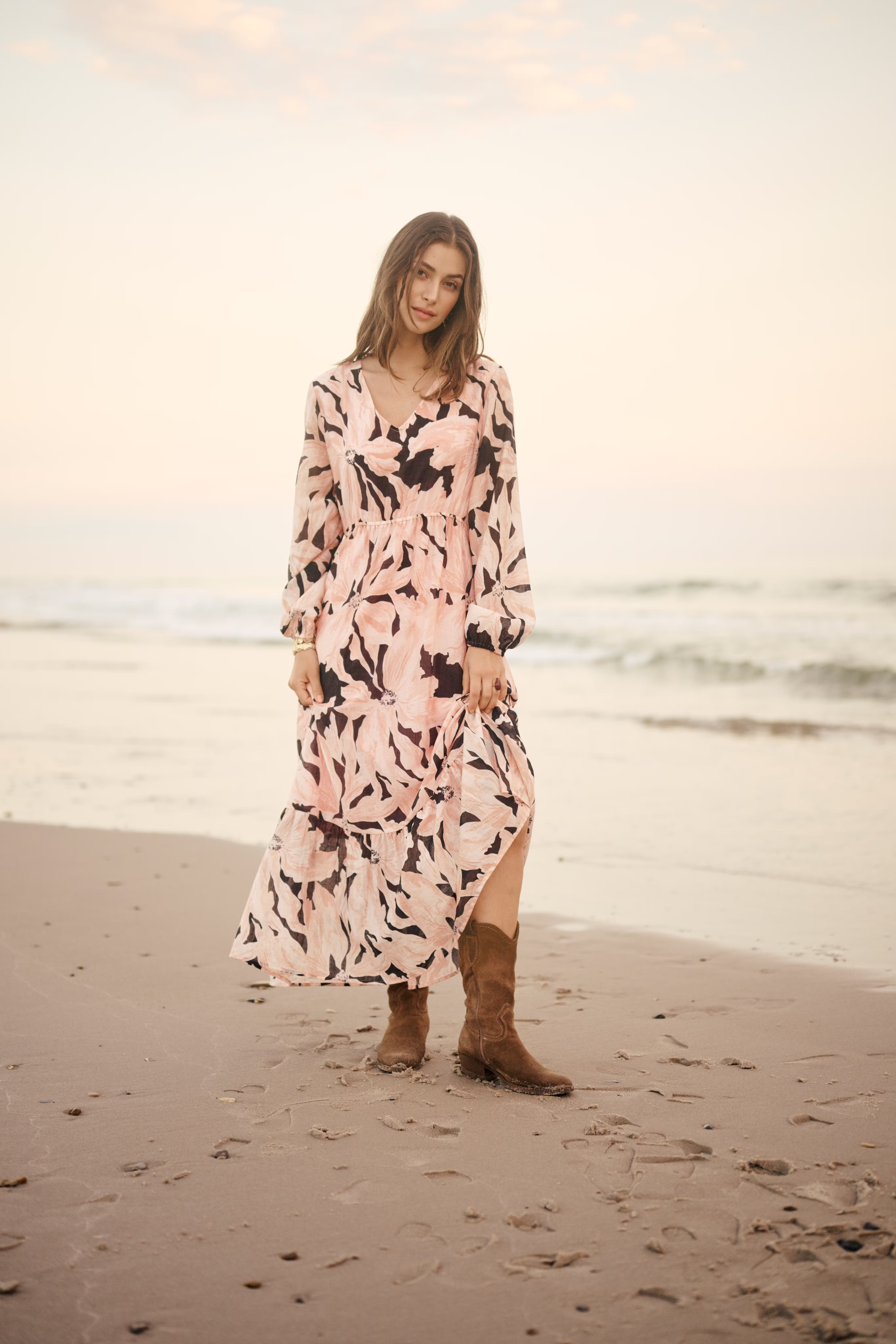 CRReese Kleid LOCATION NONE 10614344-108365