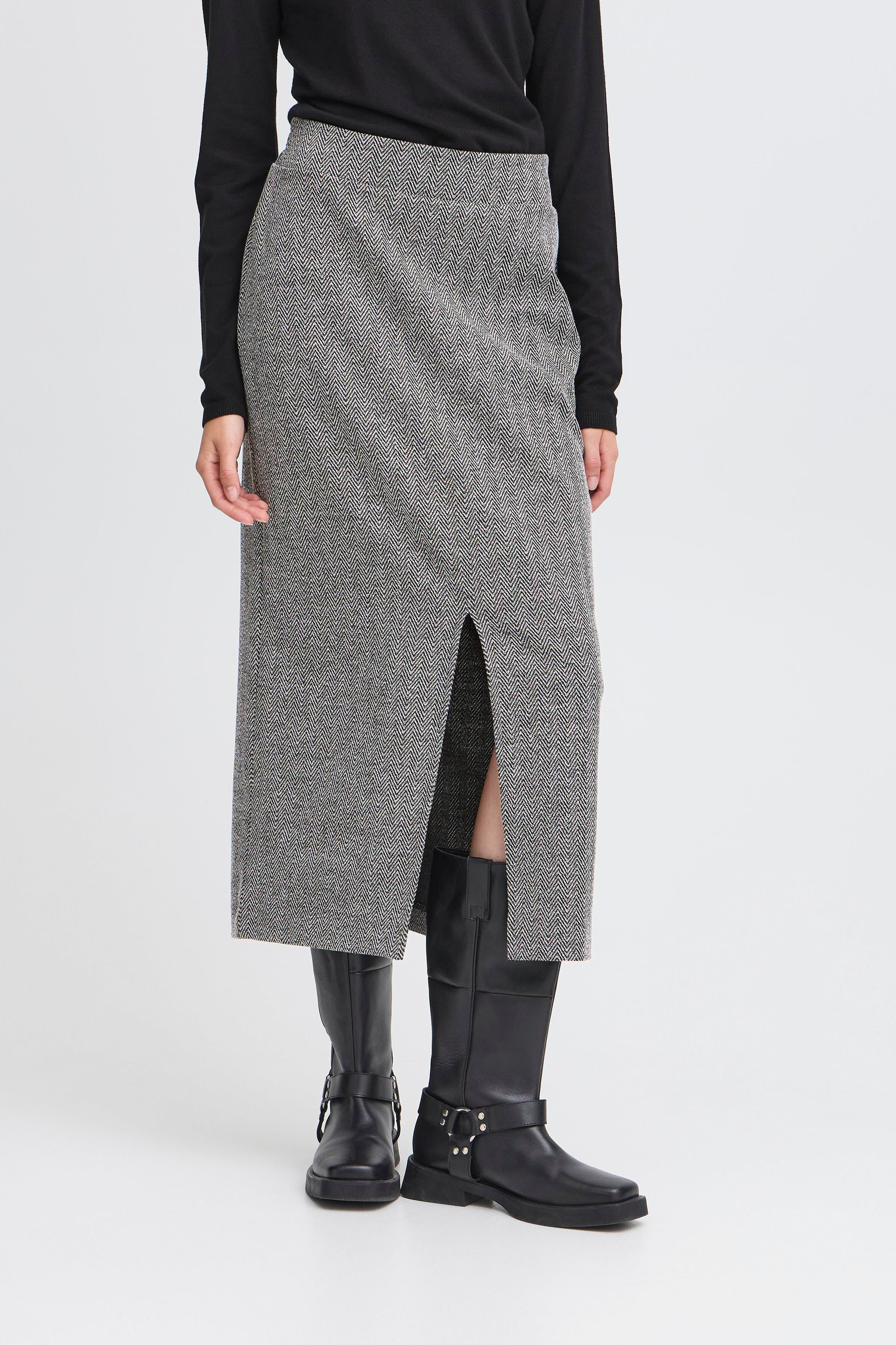 IHKATE Skjørt LOOKBOOK FRONT 20122404-203523