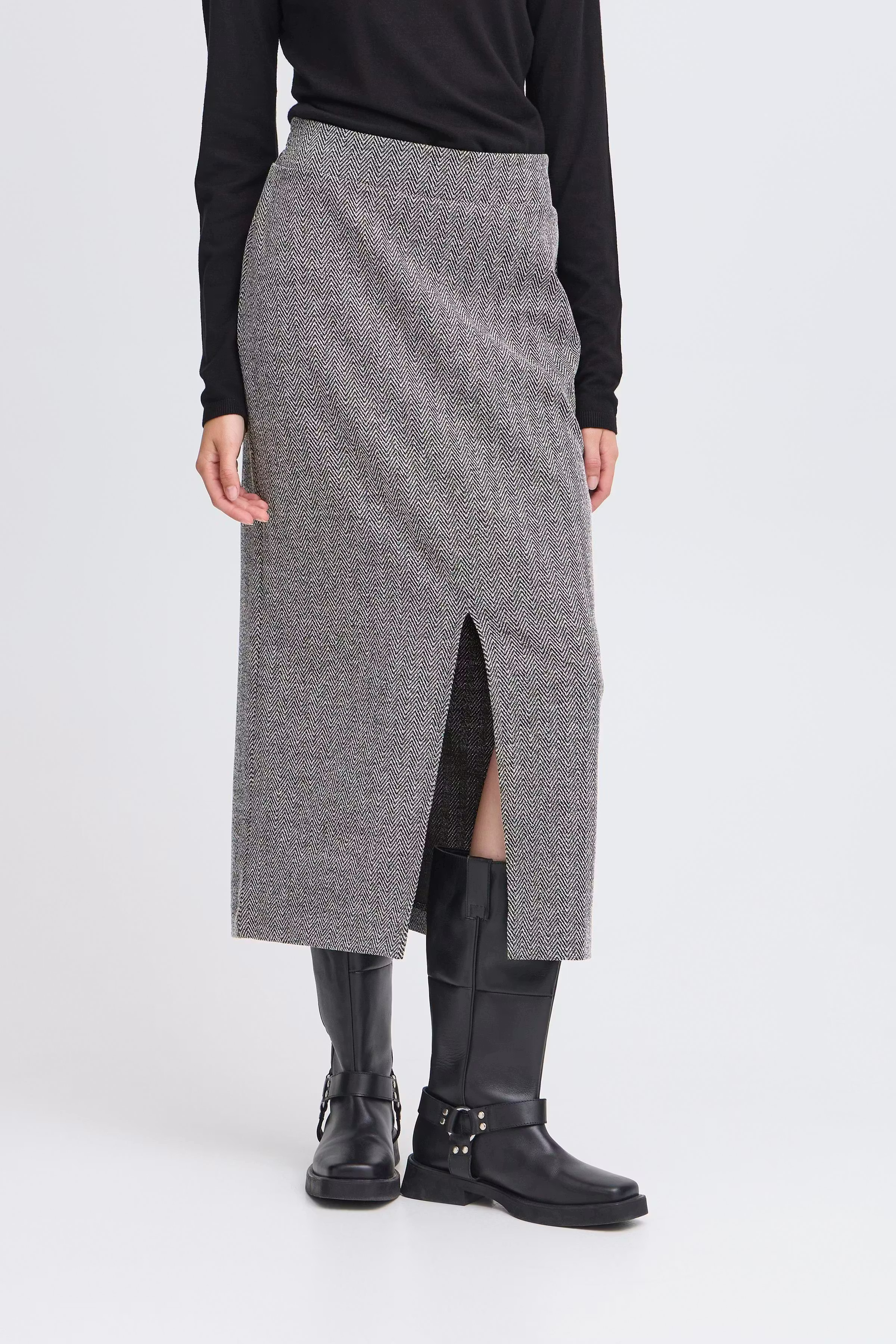 IHKATE Skjørt LOOKBOOK FRONT 20122404-203523