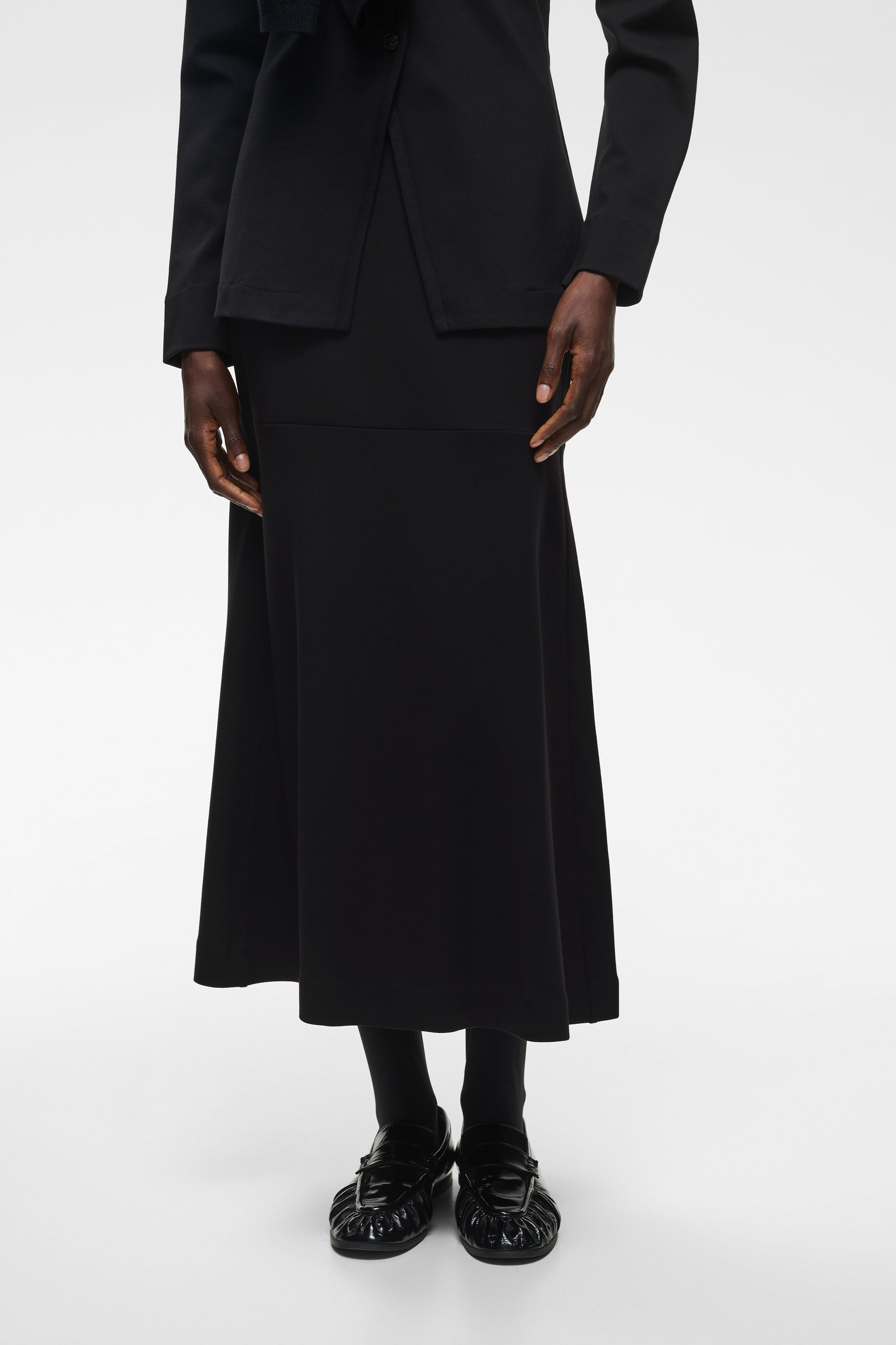BAYAIW Skirt LOOKBOOK FRONT 30113047-194008