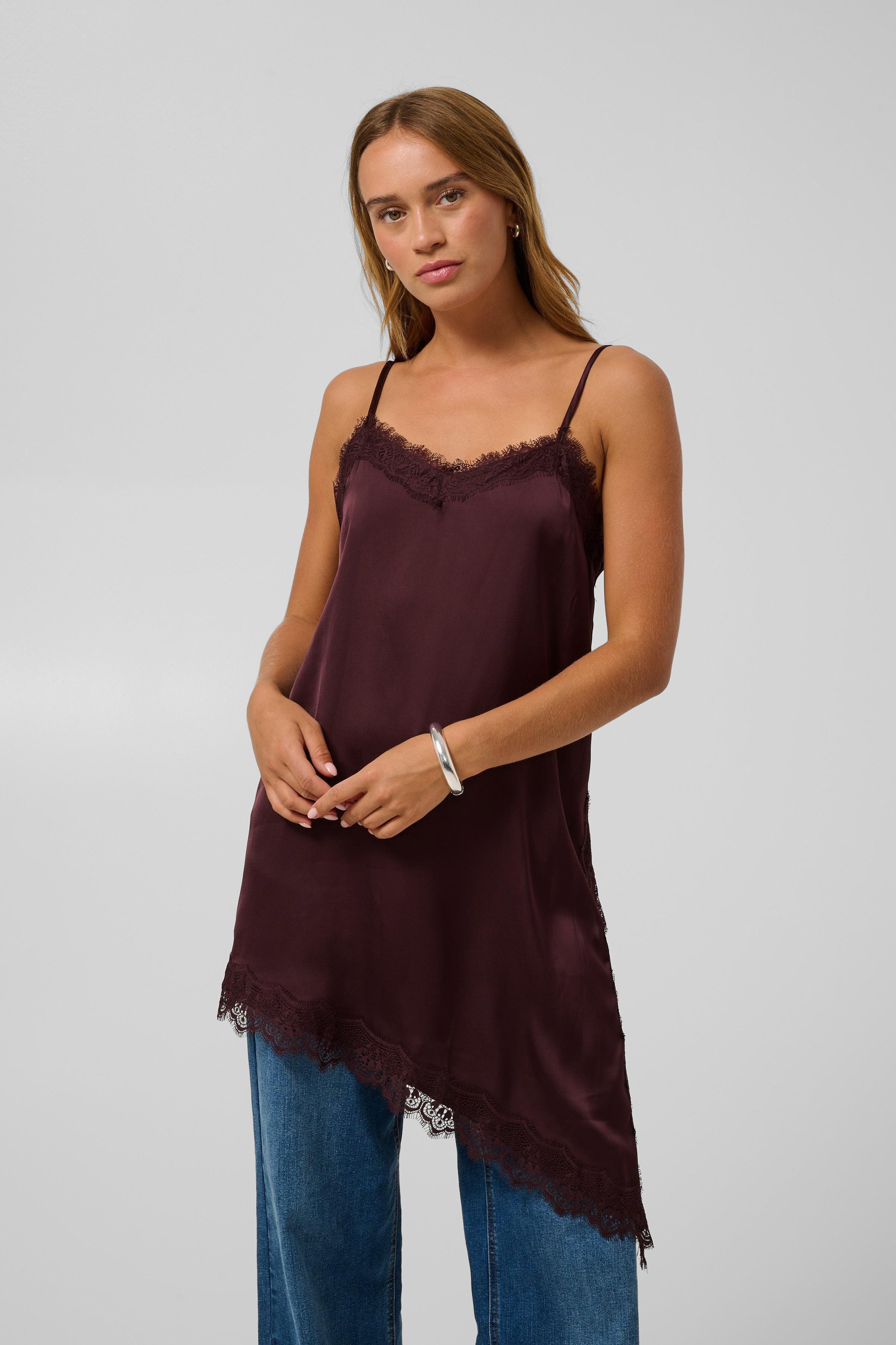 KAmiala Blouse LOOKBOOK FRONT 10512587-191619