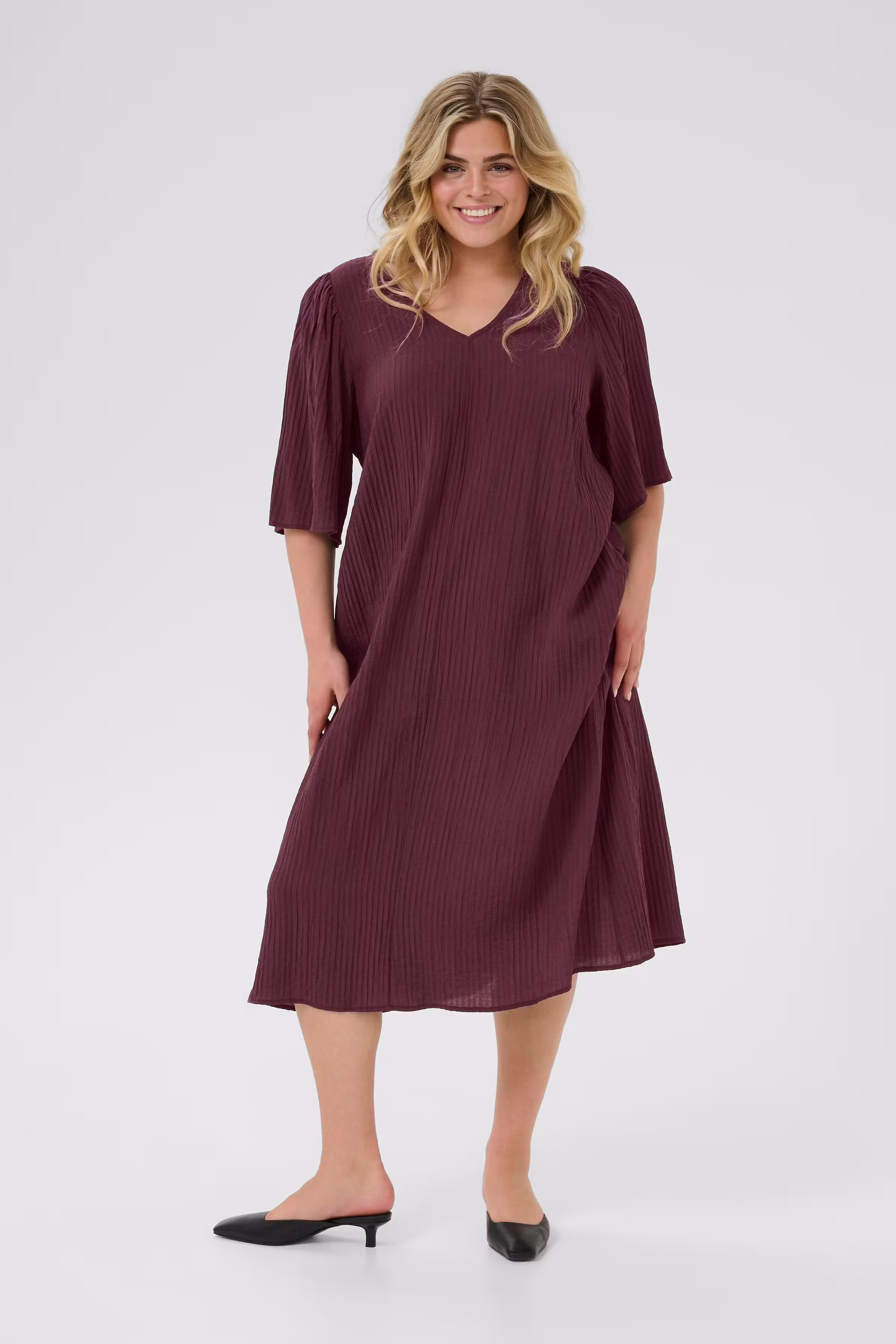 KClisana Klänning LOOKBOOK FRONT 10583421-191619