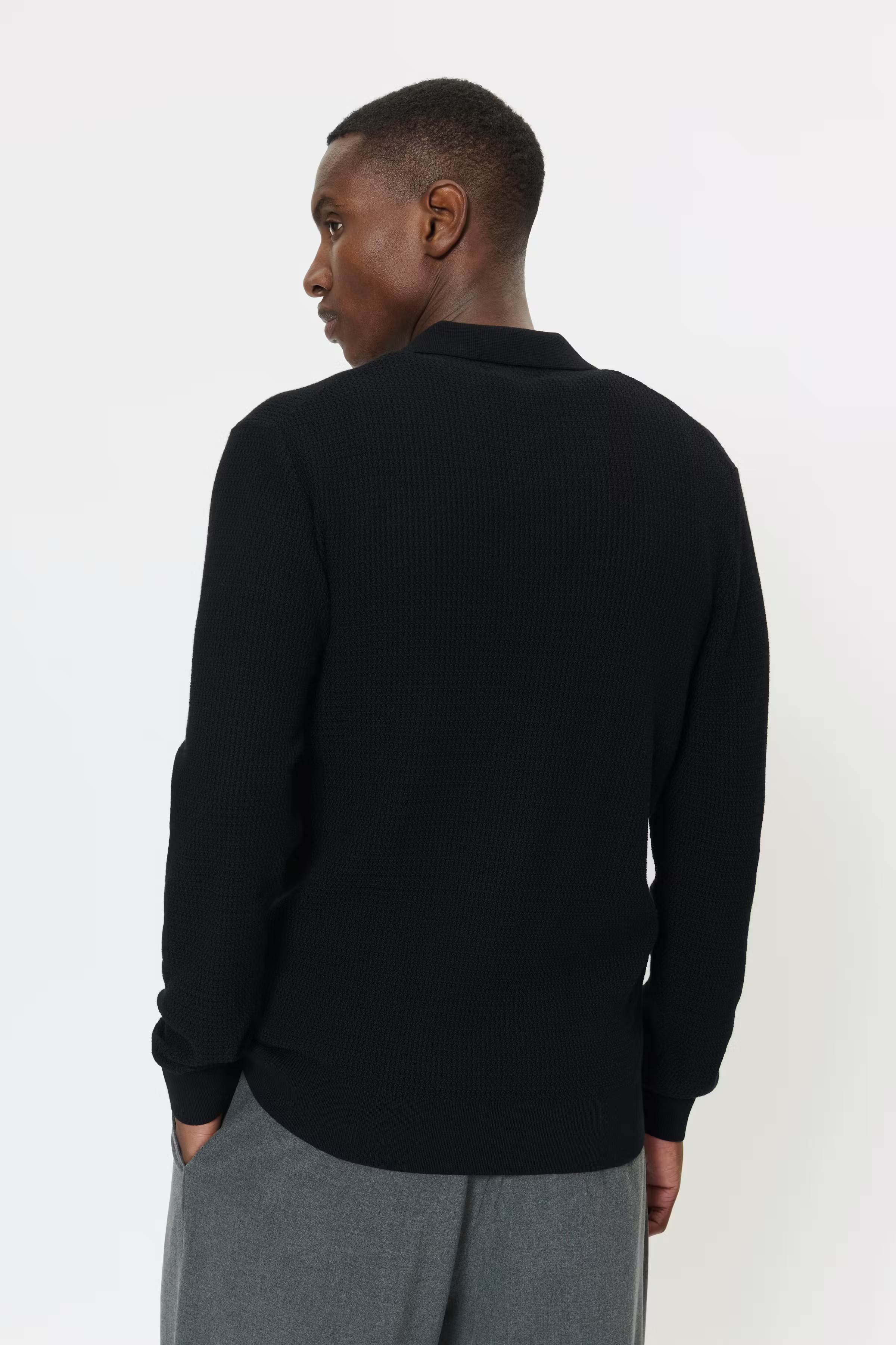 MAkerone Wool Pullover LOOKBOOK BACK 30208626-300275