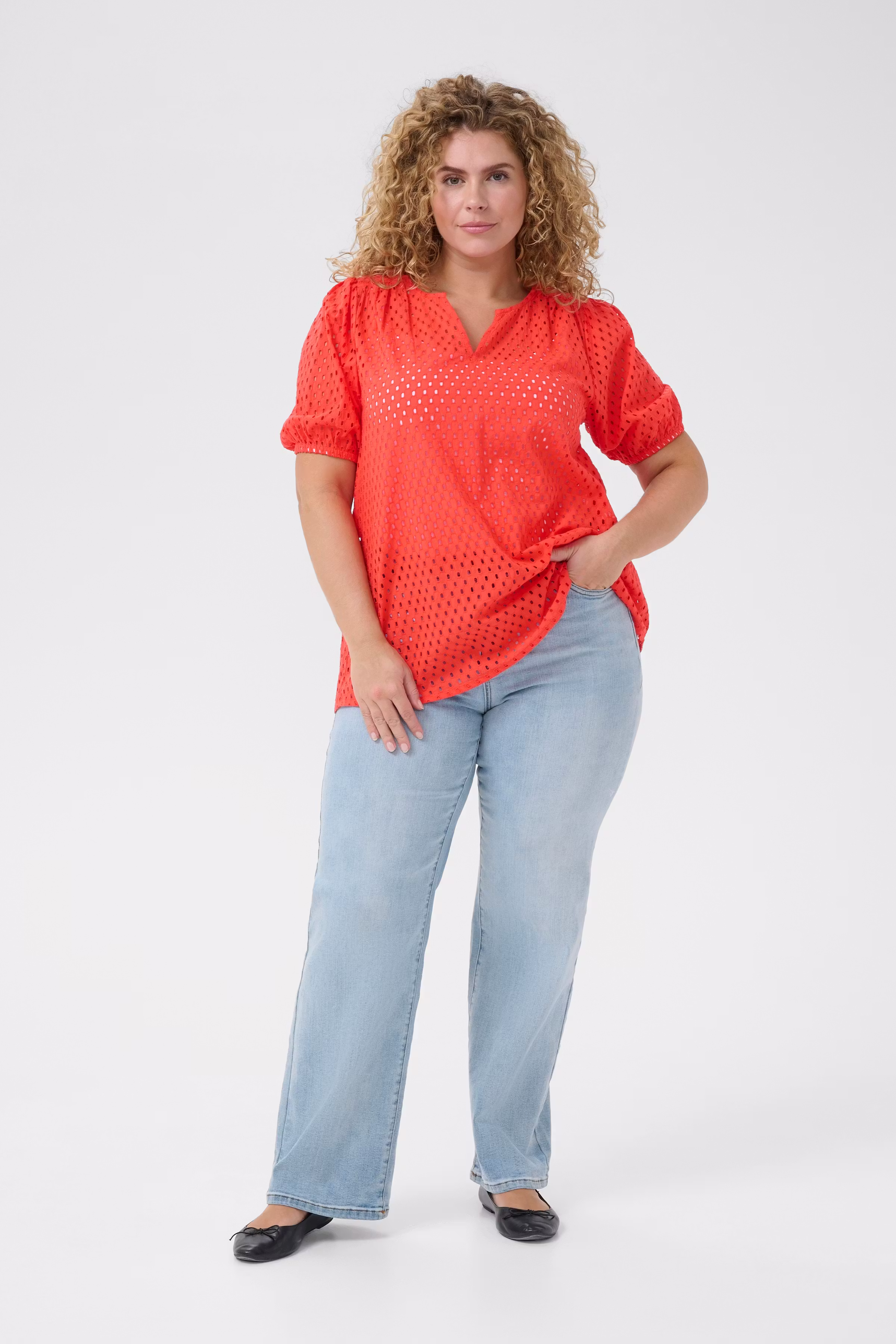 KCrubia Blouse LOOKBOOK FRONT 10583197-171558