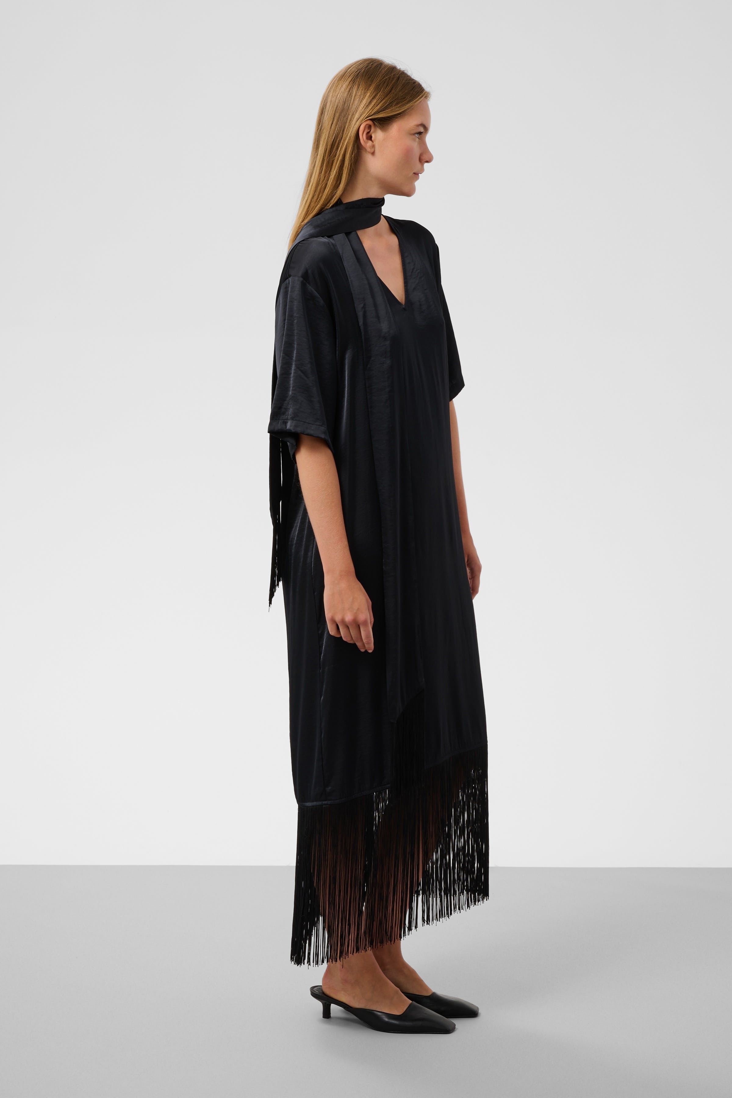 SLVerona Dress LOOKBOOK FRONT 30410037-194008