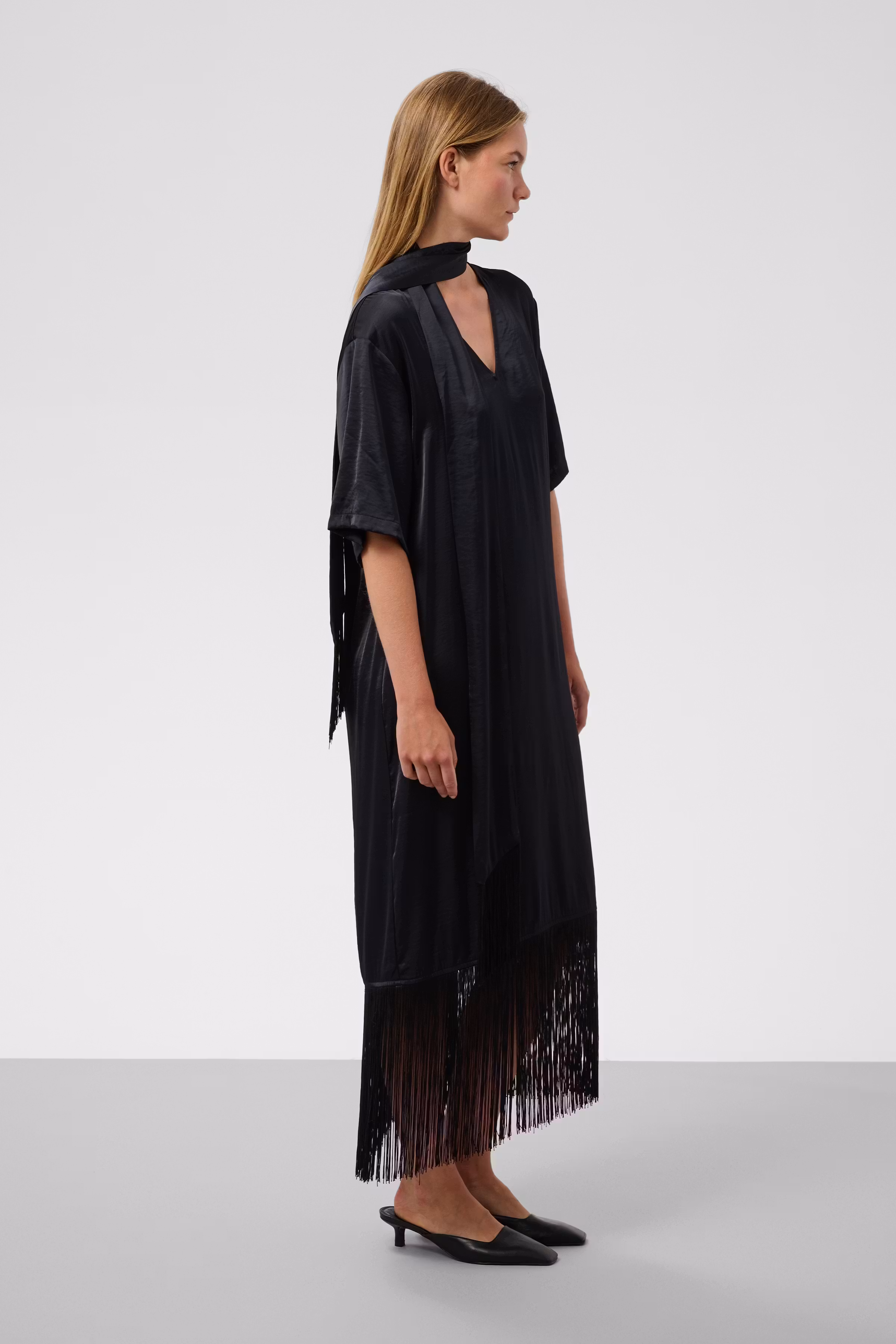 SLVerona Dress LOOKBOOK FRONT 30410037-194008