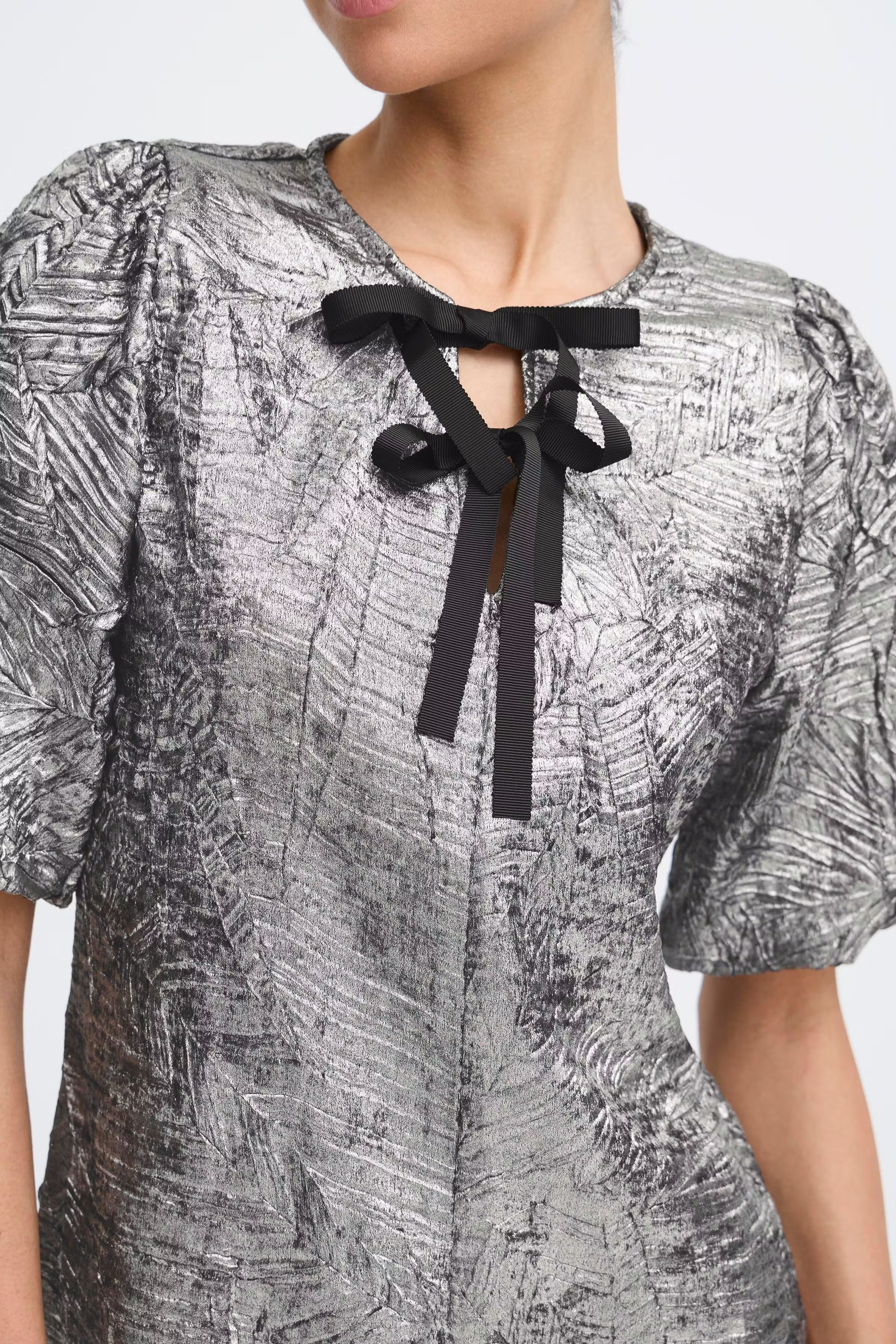 BYDETONA Kjole LOOKBOOK DETAIL 20818347-900003569