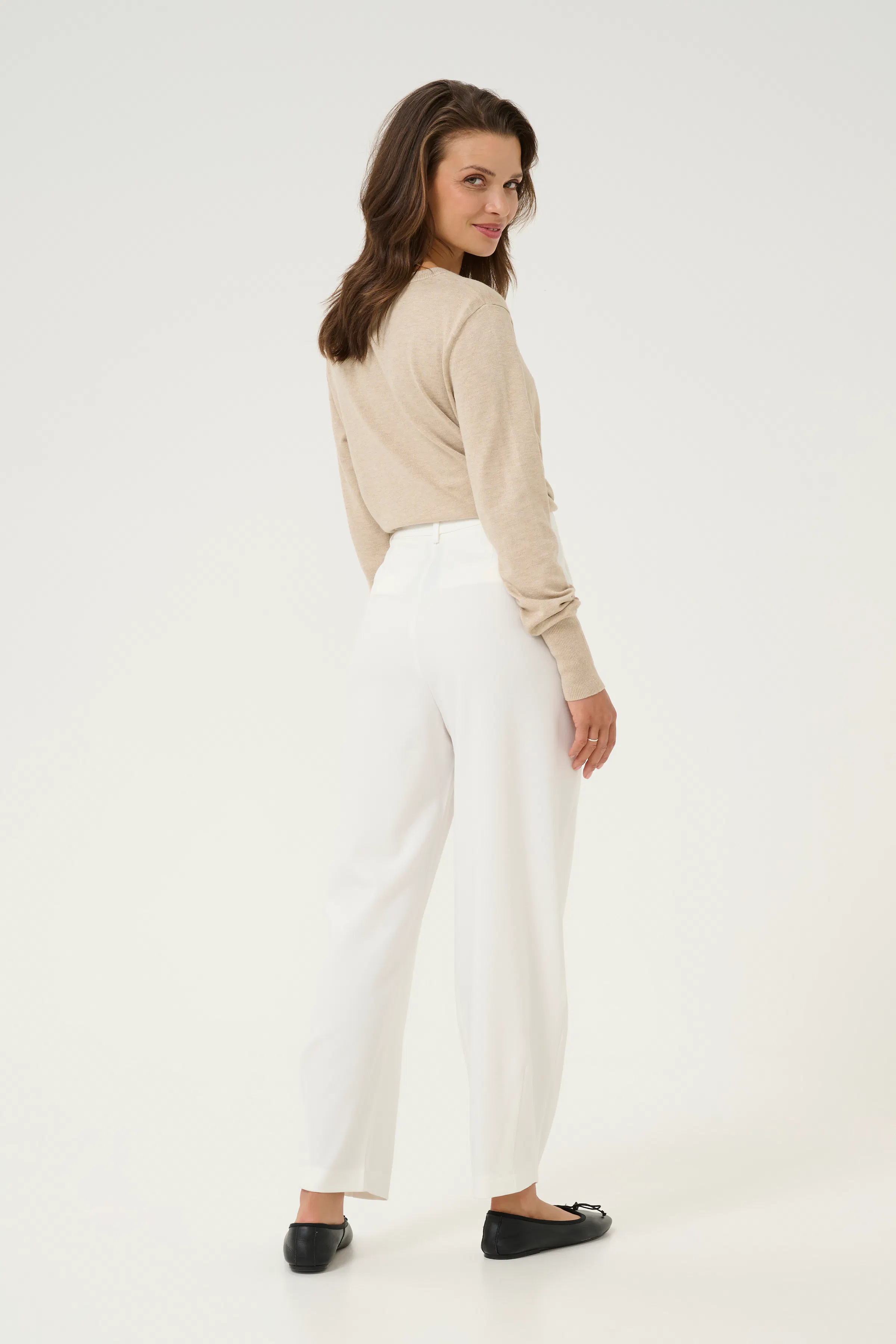 KAmerle Bukser LOOKBOOK BACK 10504769-110602