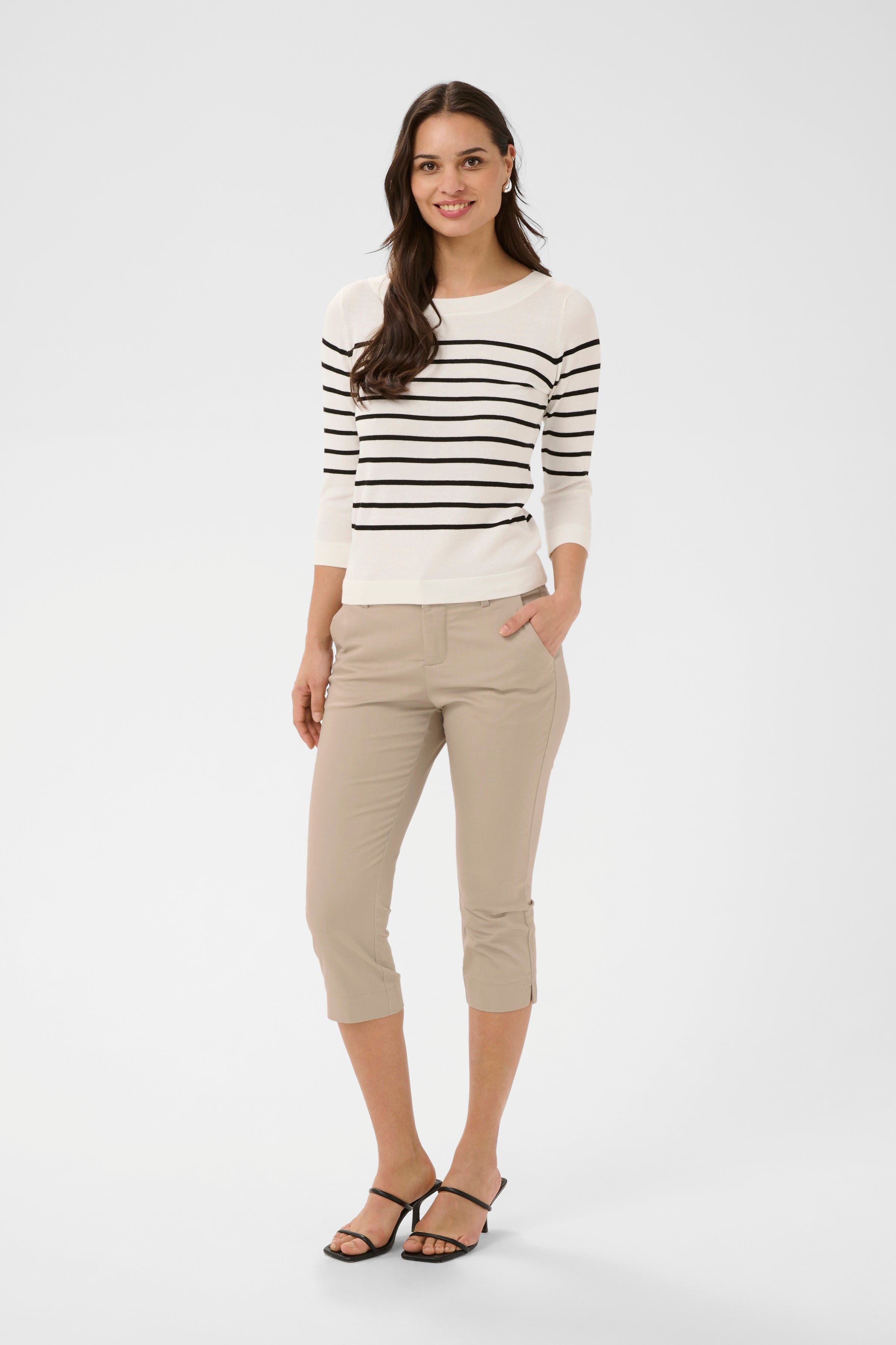 KAlea Capri Byxor LOOKBOOK FRONT 10506815-151305