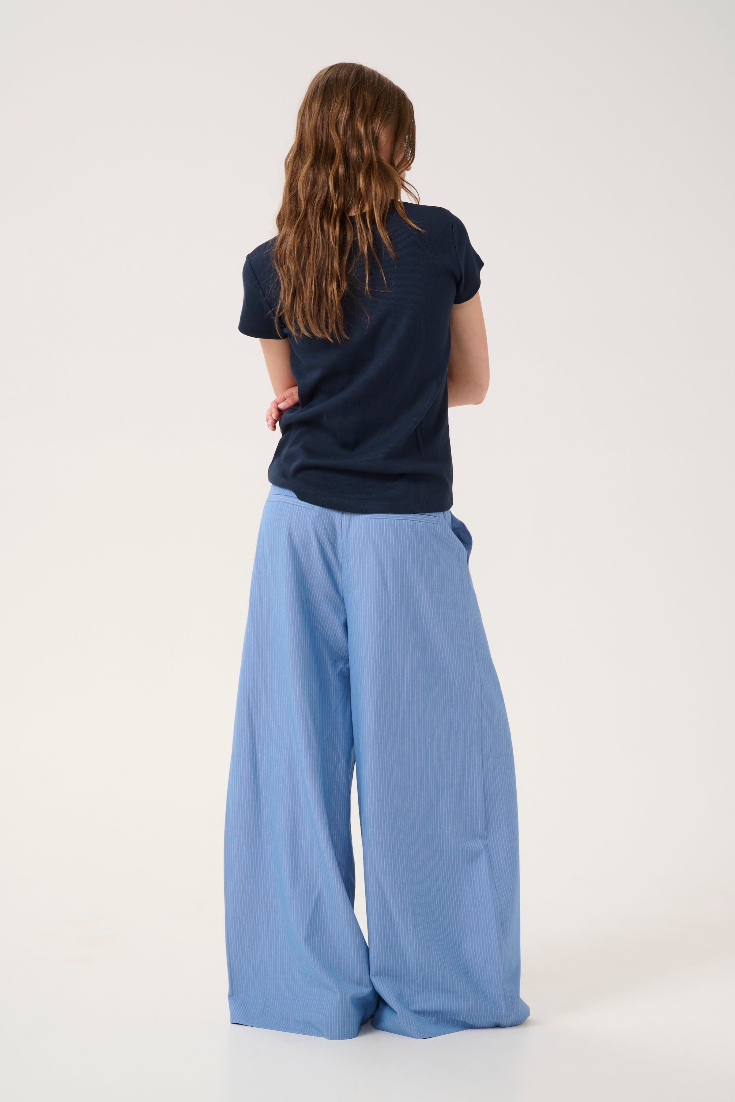 09 THE MANDY TEE LOOKBOOK BACK 10704859-103565