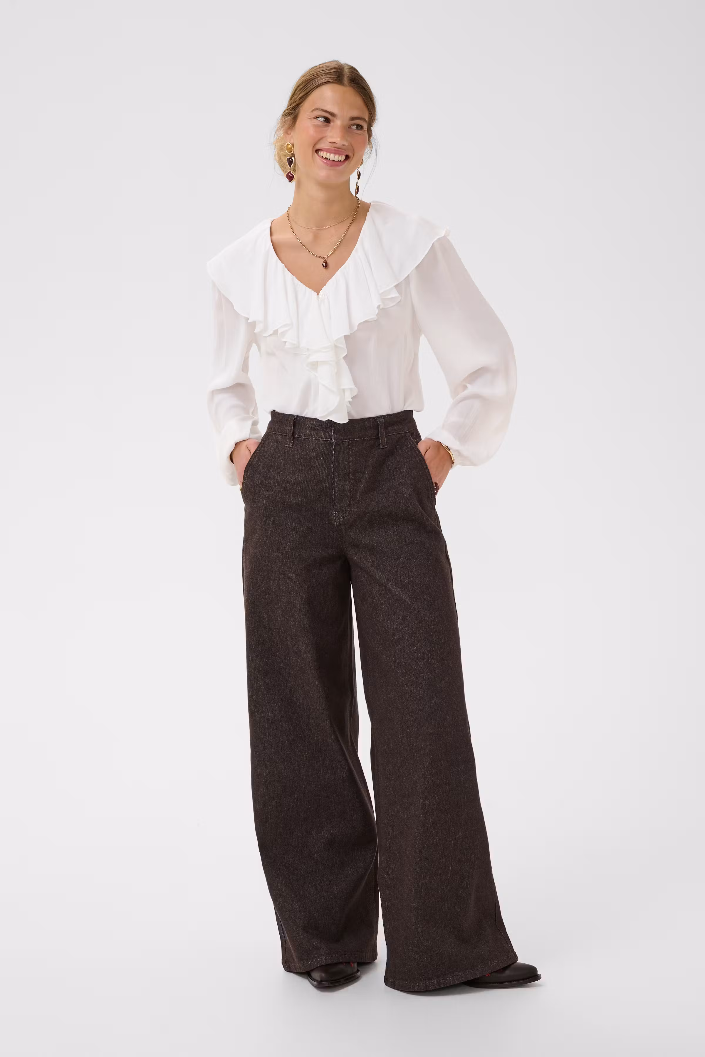 CRVisti Jeans LOOKBOOK FRONT 10615417-191016