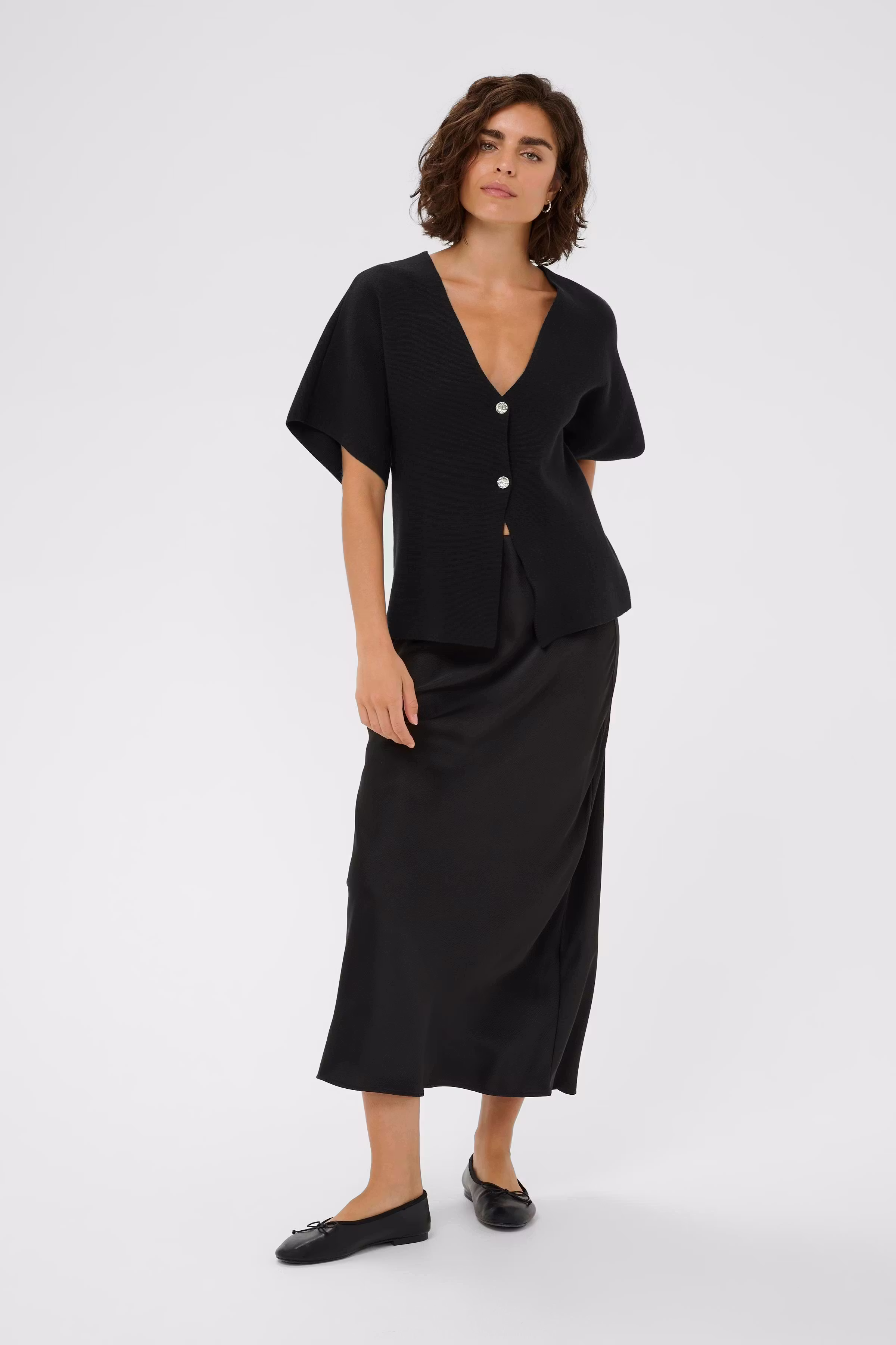 KAjessica Cardigan LOOKBOOK FRONT 10511072-100121