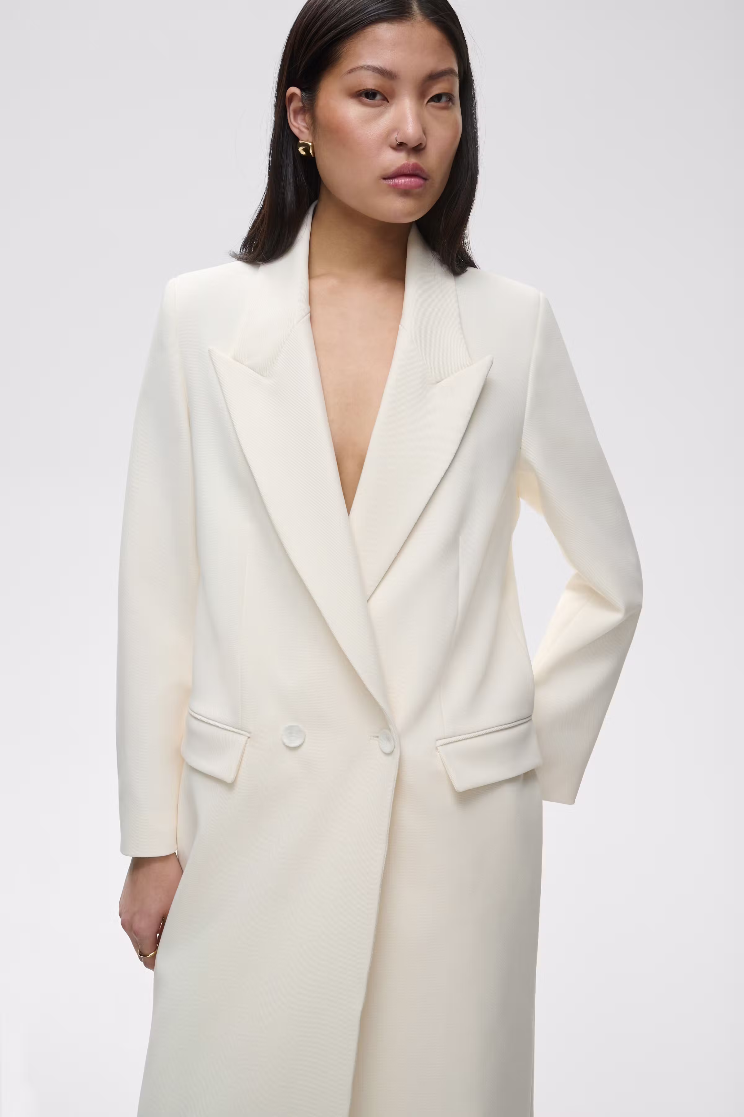 IOJil Kåpe LOOKBOOK FRONT 30600560-WH011