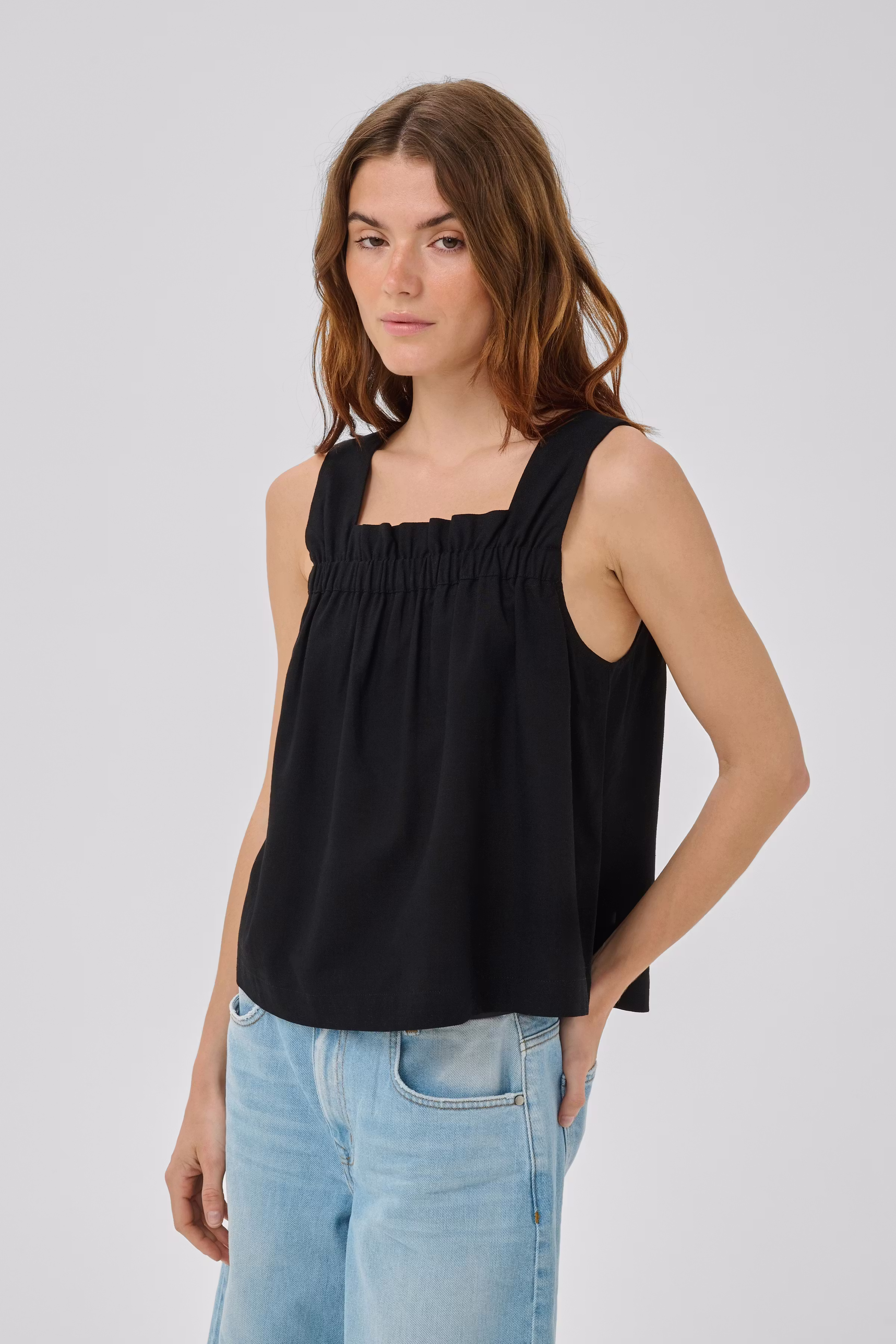 MWDIas Top LOOKBOOK FRONT 10705578-100031