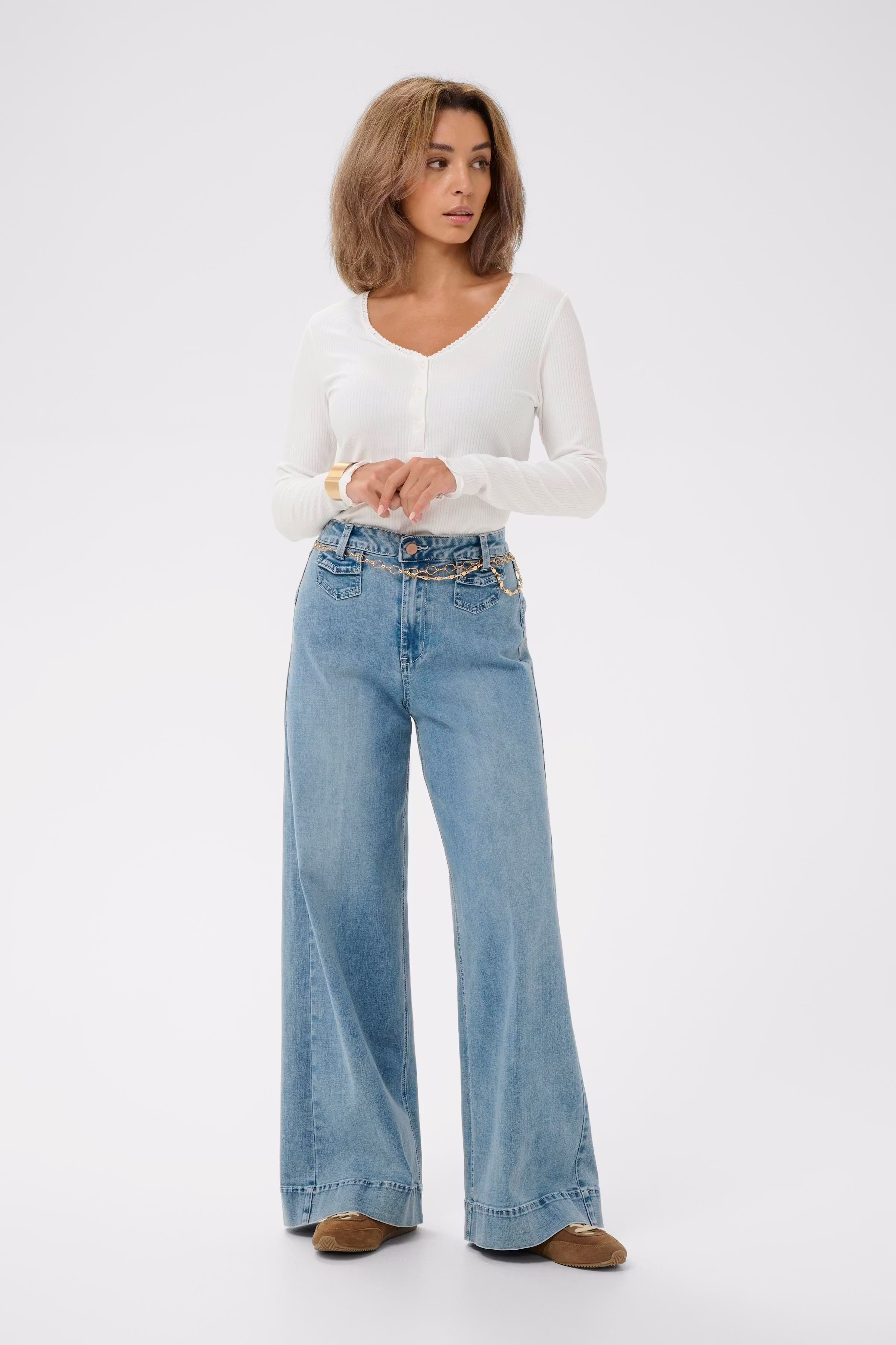 CRRita Jeans LOOKBOOK FRONT 10614806-109163