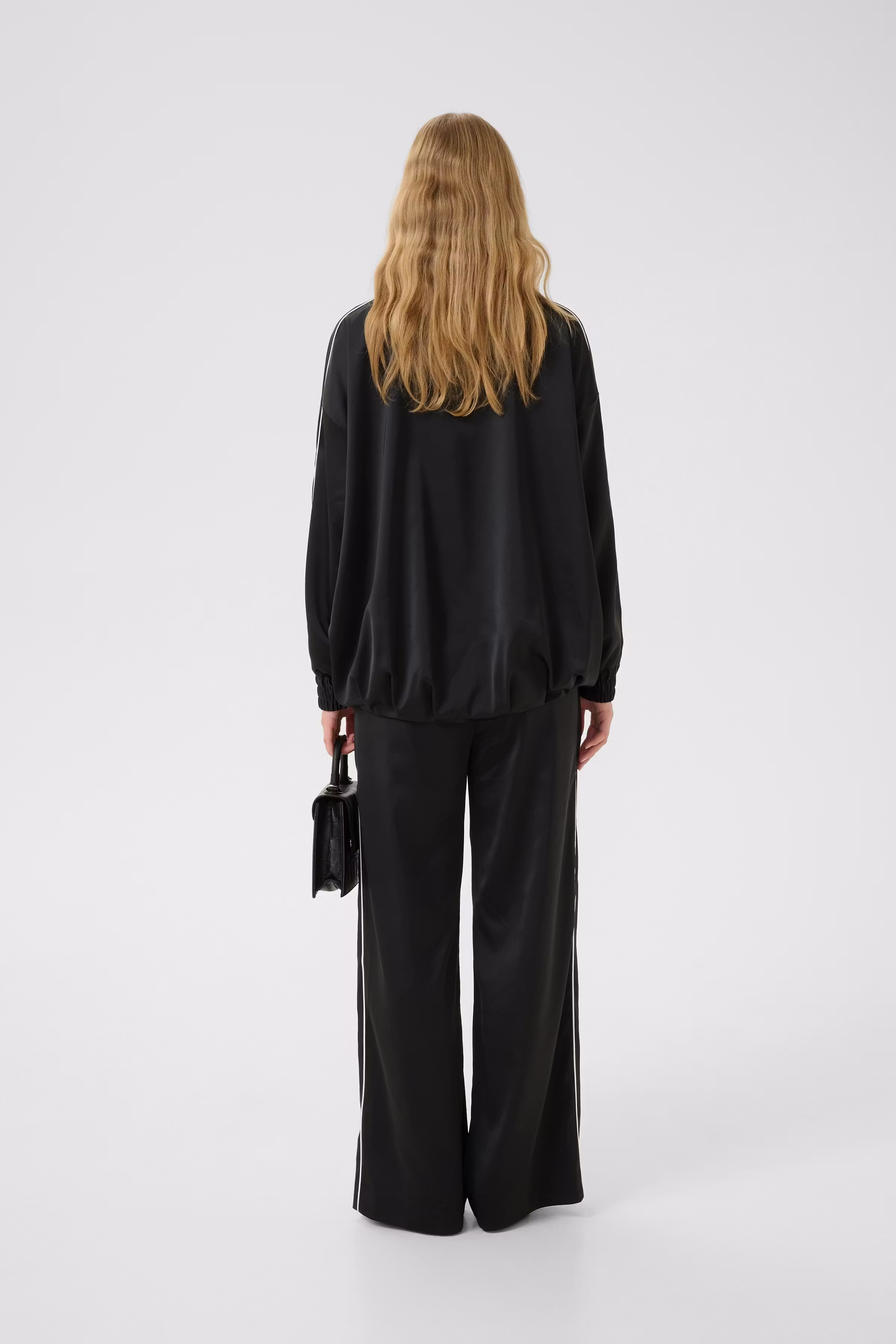 GZbicca Tracksuit Hose LOOKBOOK BACK 10910646-100017
