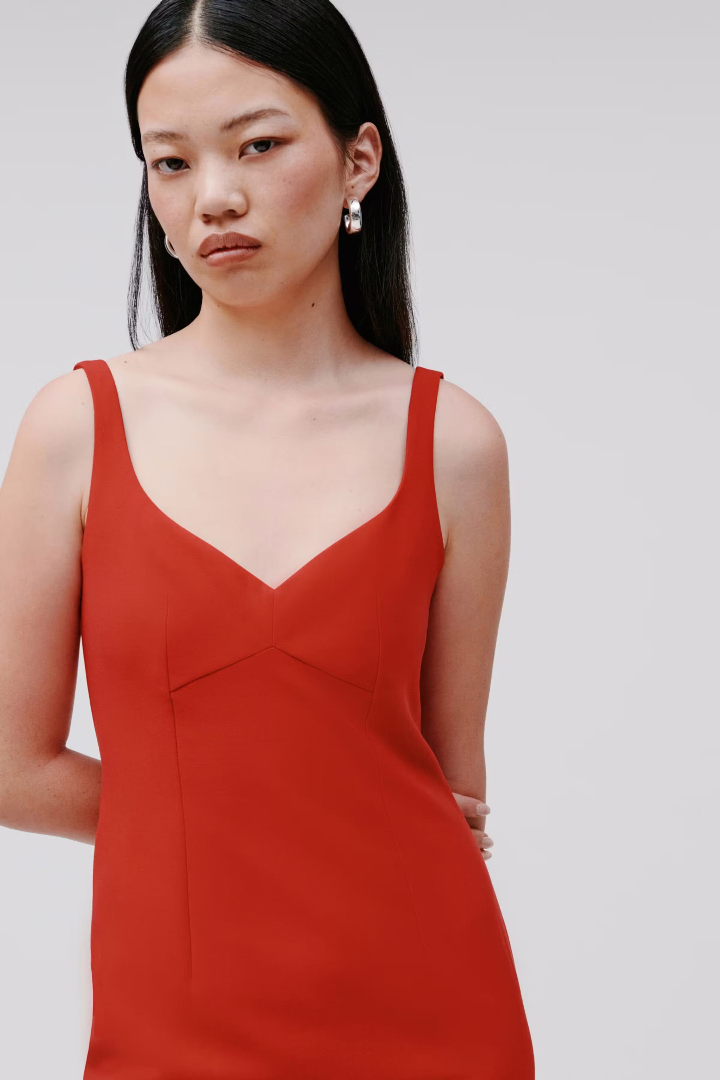 NEPHELIA Dress LOOKBOOK FRONT 30600661-RE370