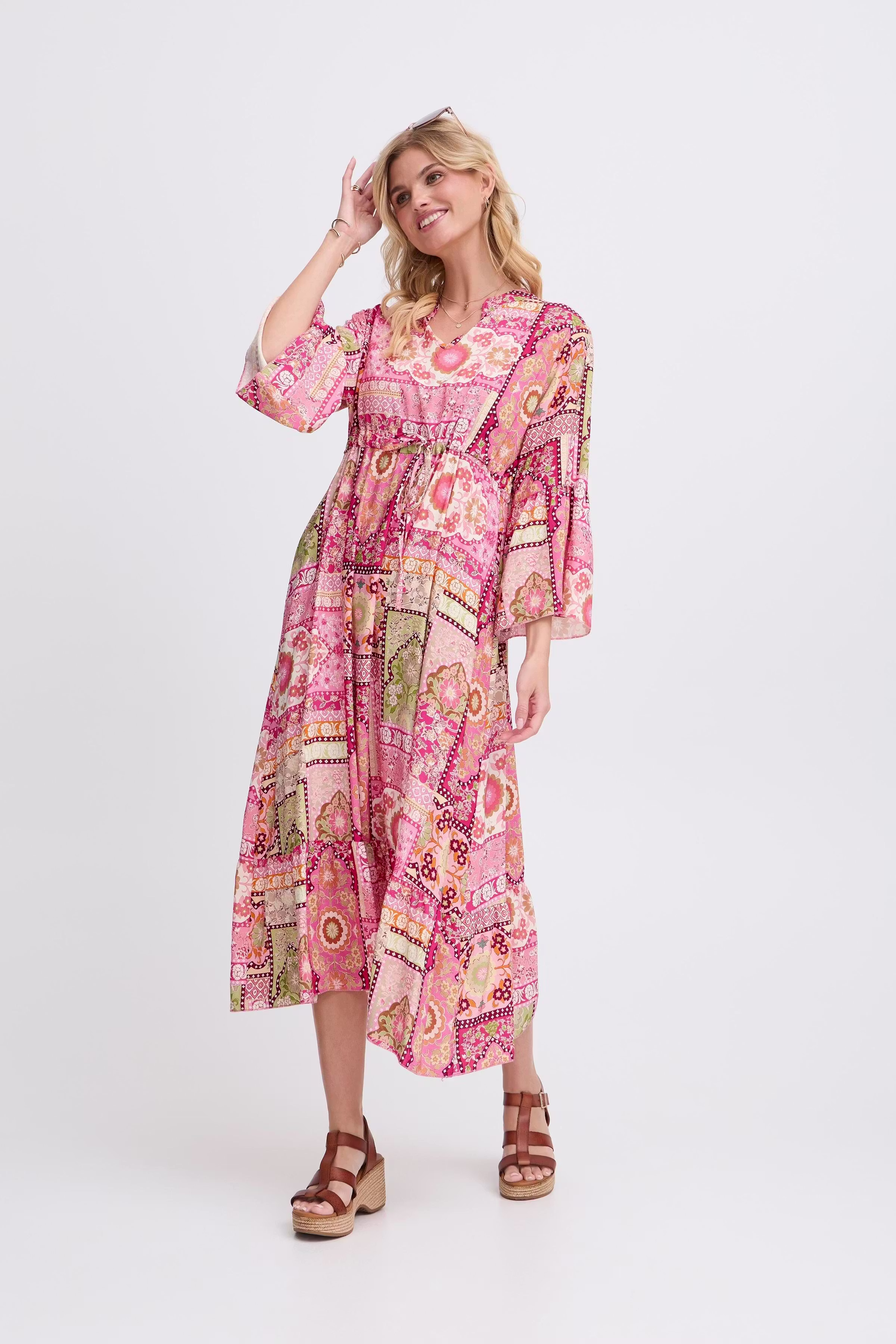 SBGITI Kjole LOOKBOOK FRONT 22101034-182133