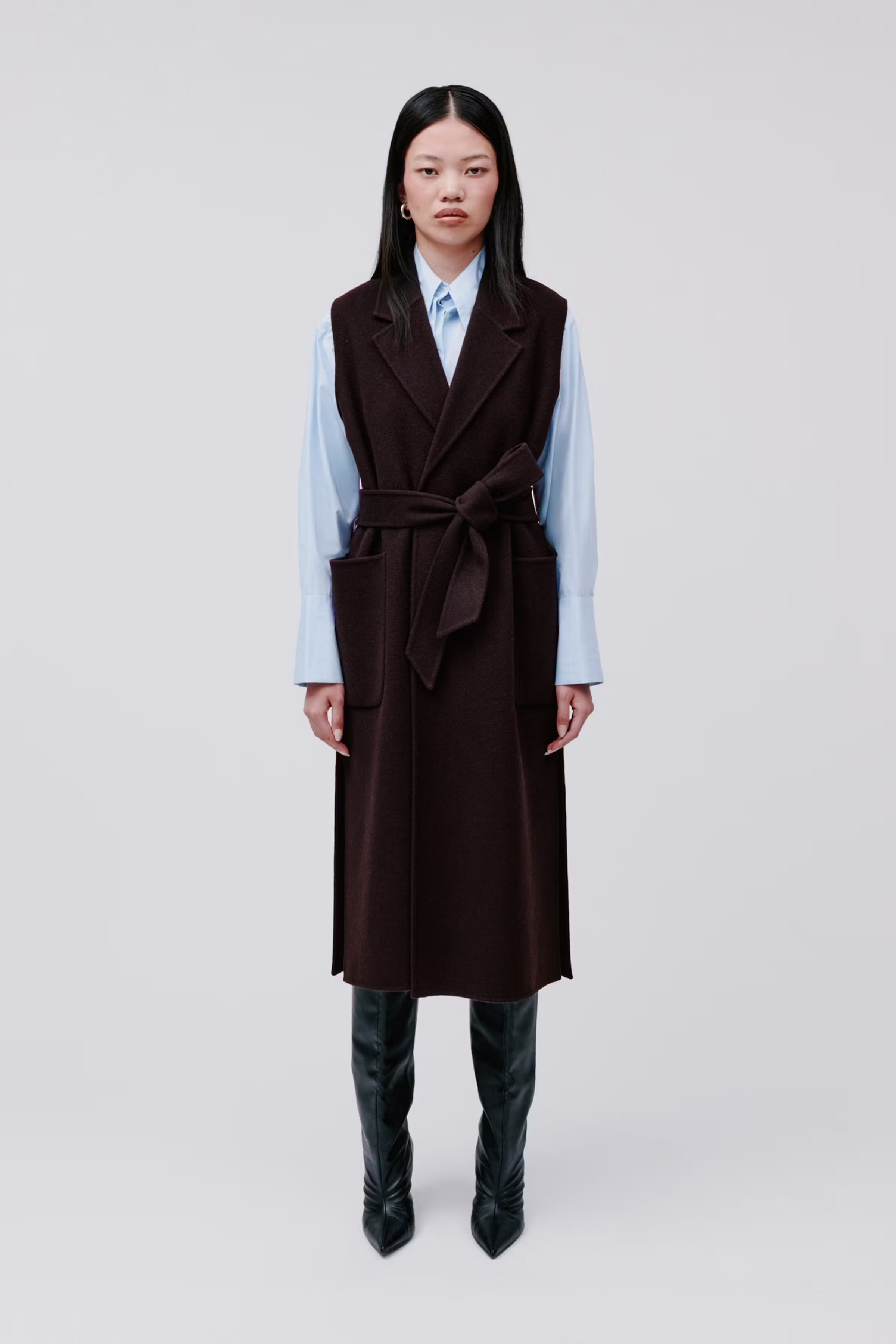 IOCLARISSA Mantel LOOKBOOK FRONT 30600177-BR291