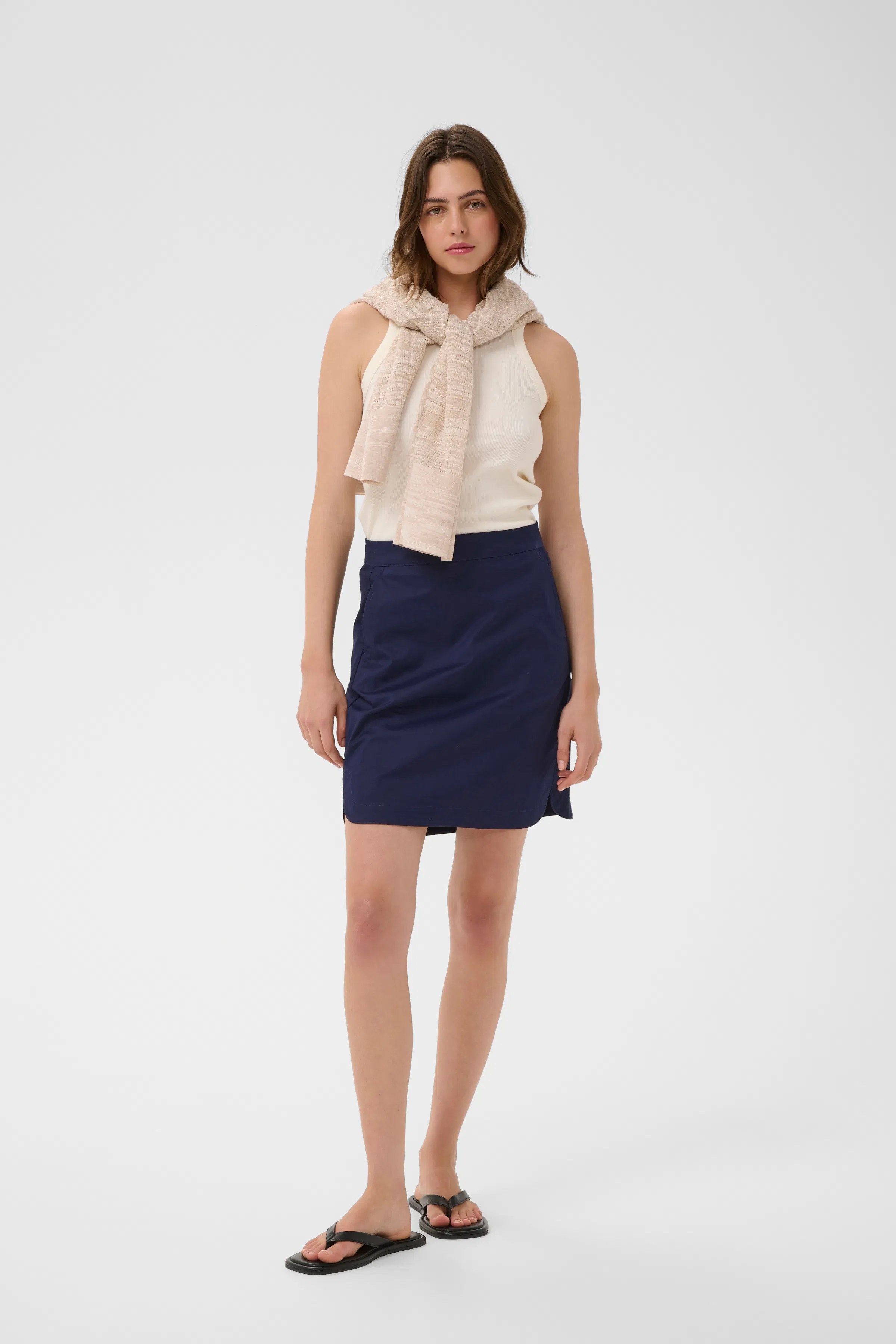 ELVIAIW Rok LOOKBOOK FRONT 30112530-193831