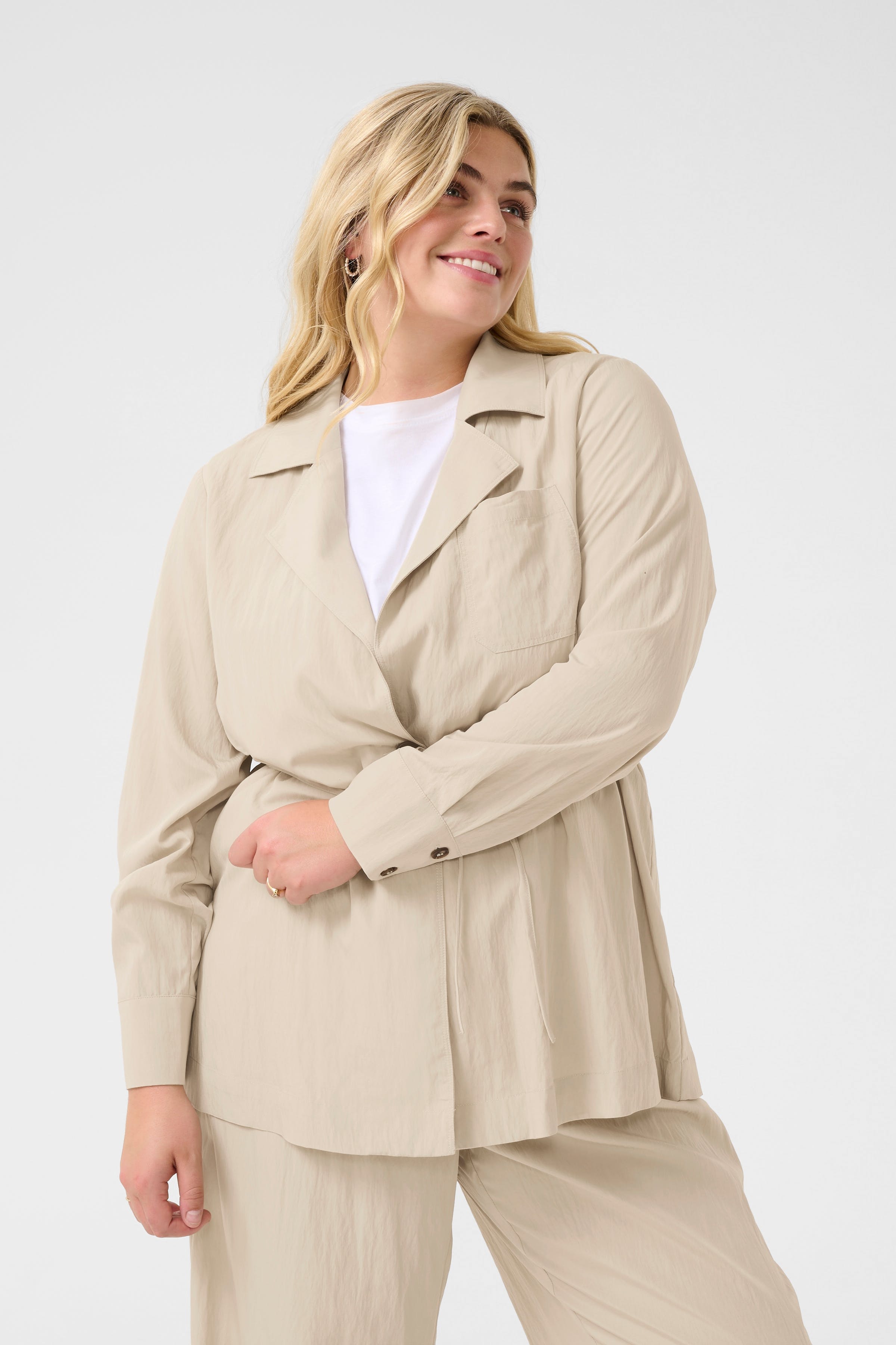 KCtrina Hemd LOOKBOOK FRONT 10583072-151305